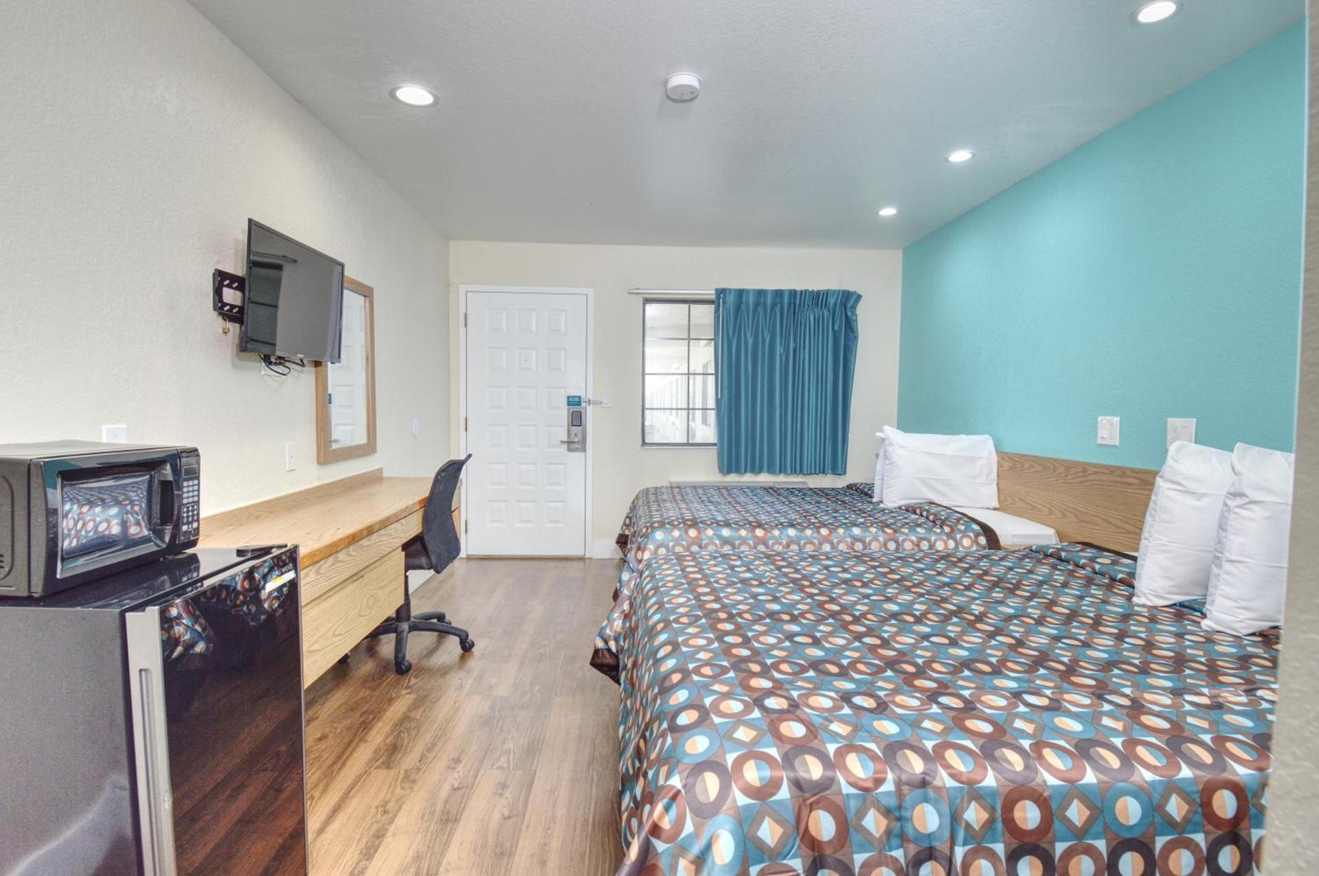 Vagabond Inn Buttonwillow North I-5 photo 10