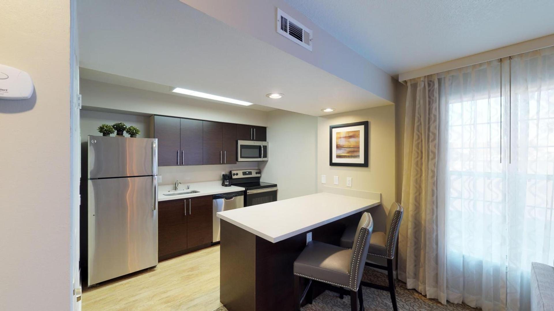 Chase Suite Hotel Newark Fremont photo 24