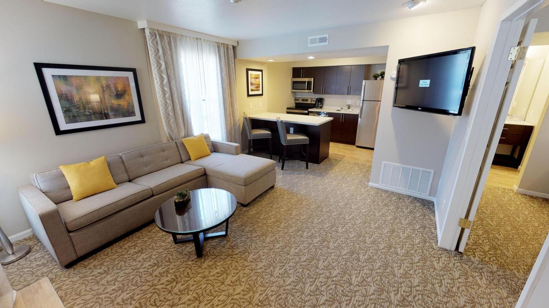 Chase Suite Hotel Newark Fremont photo 15
