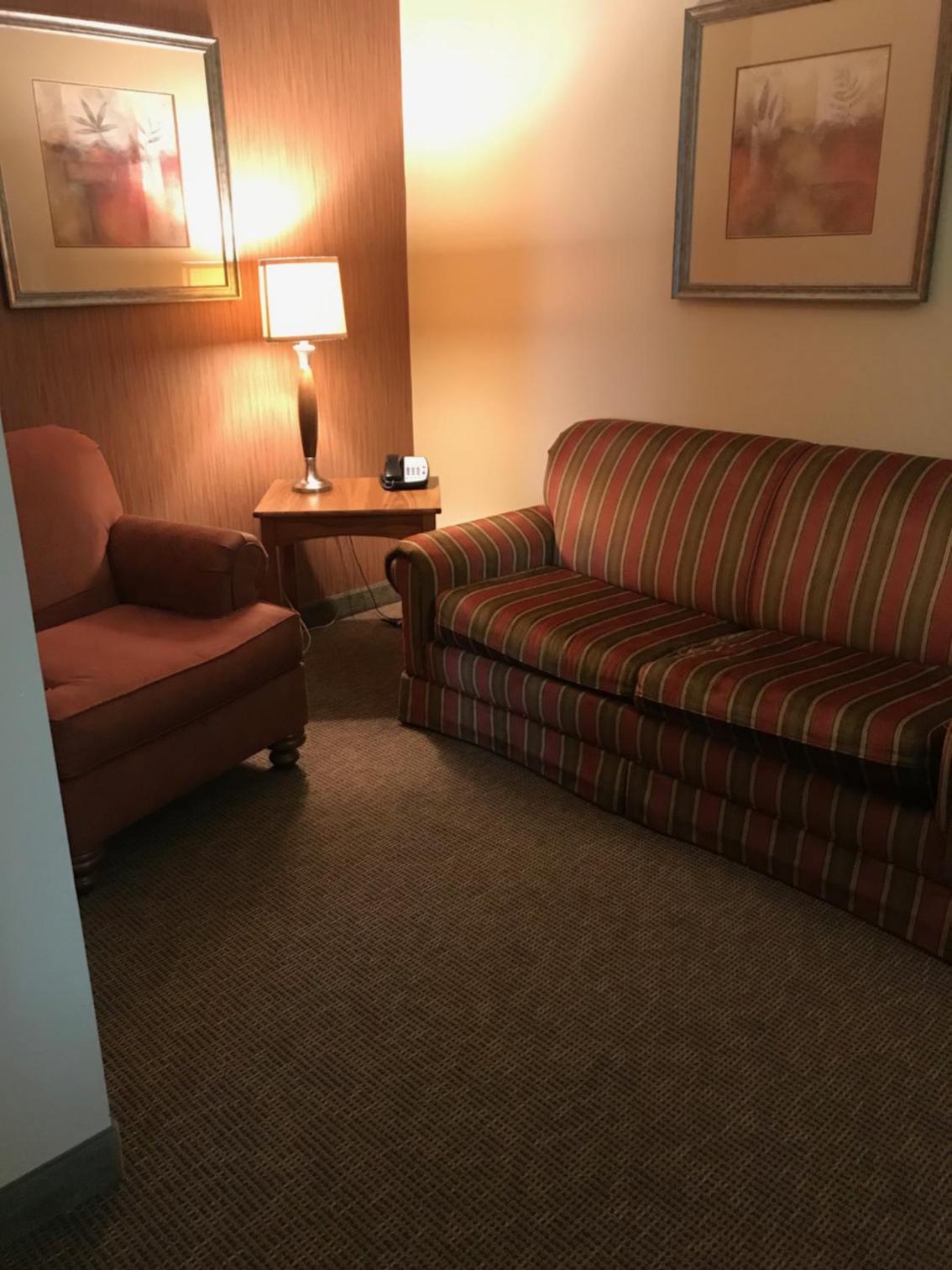 Randolph Inn and Suites photo 7
