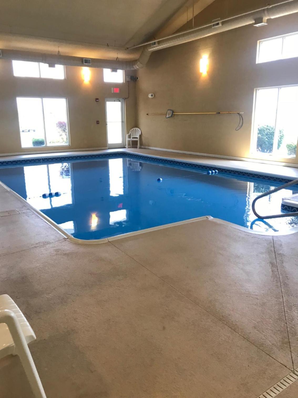 Randolph Inn and Suites photo 11