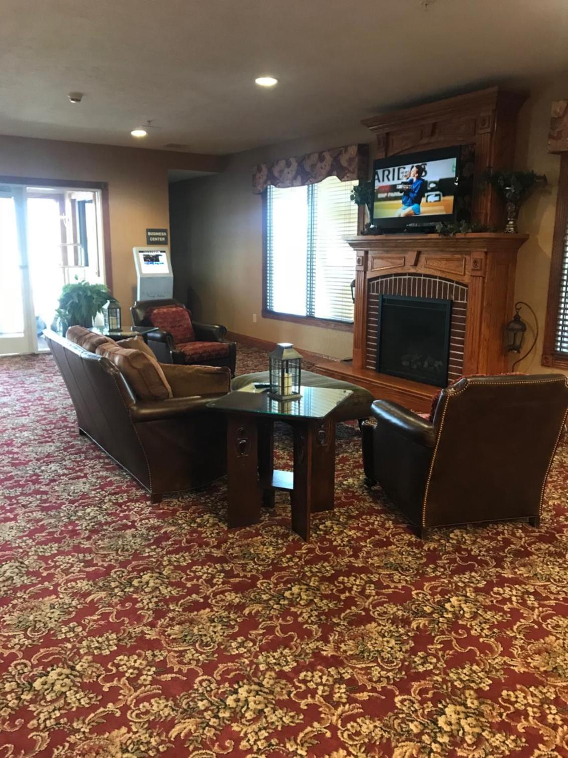 Randolph Inn and Suites photo 12