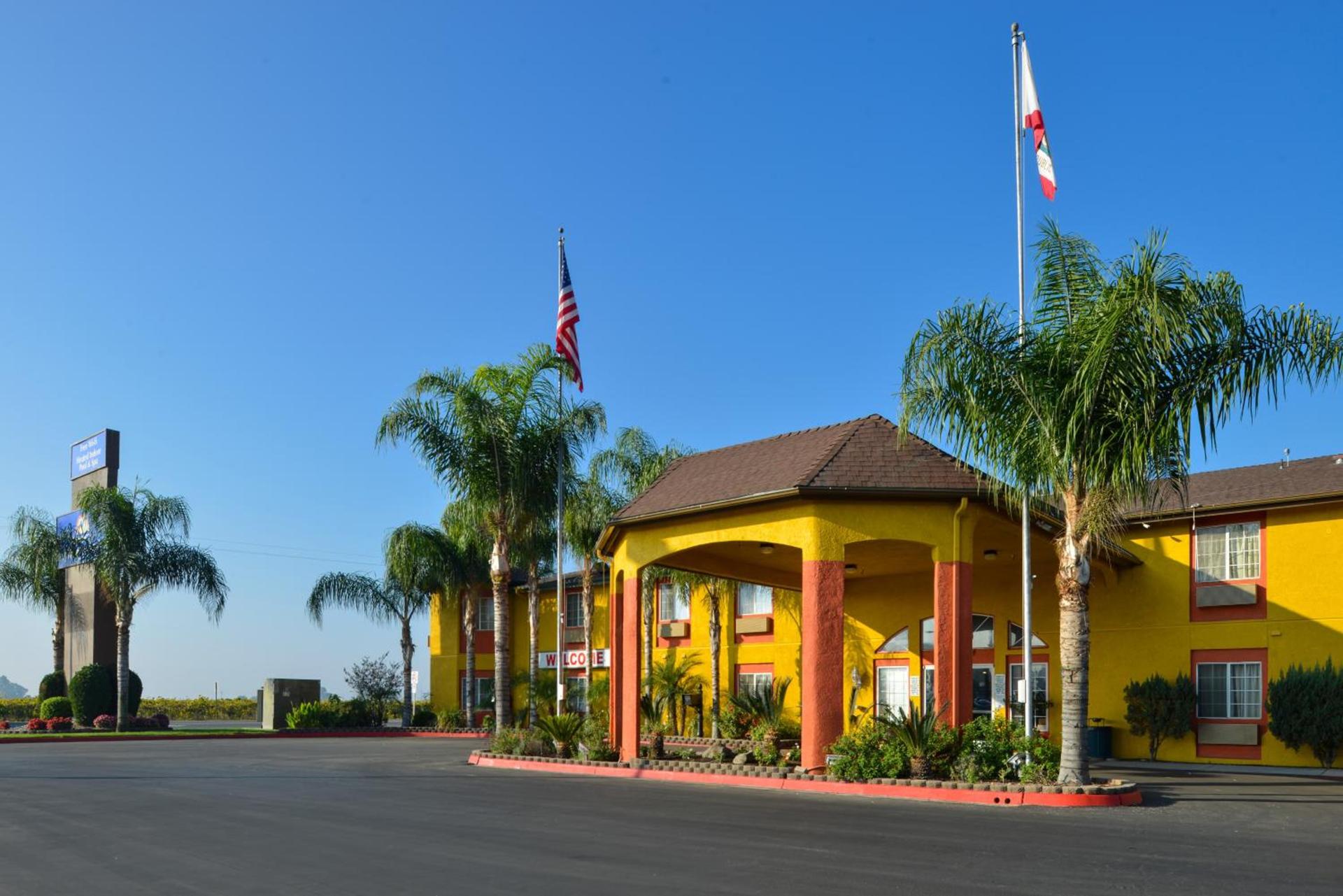 Americas Best Value Inn & Suites Madera photo 5