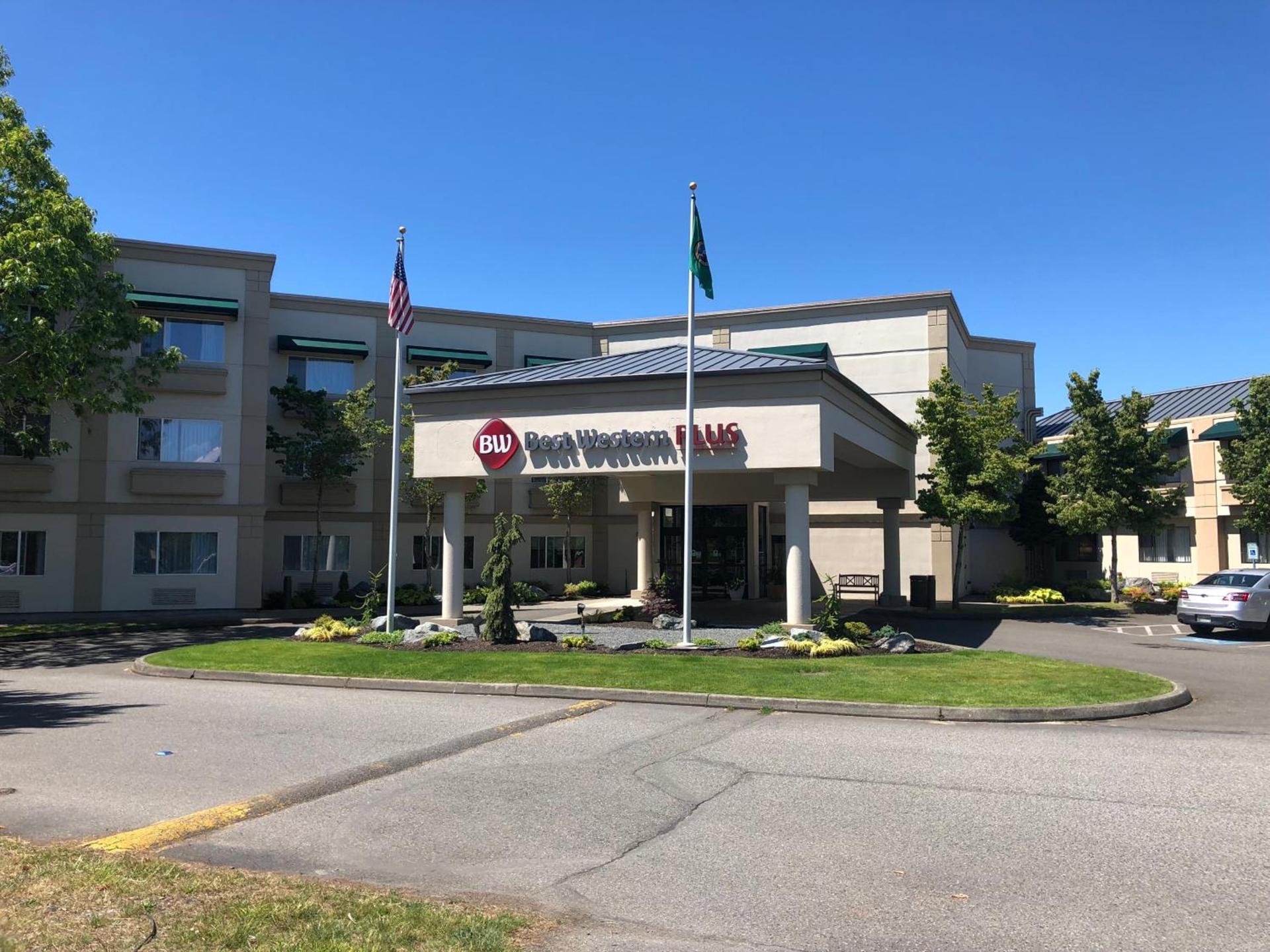 Best Western Plus Edmonds Harbor Inn photo 84