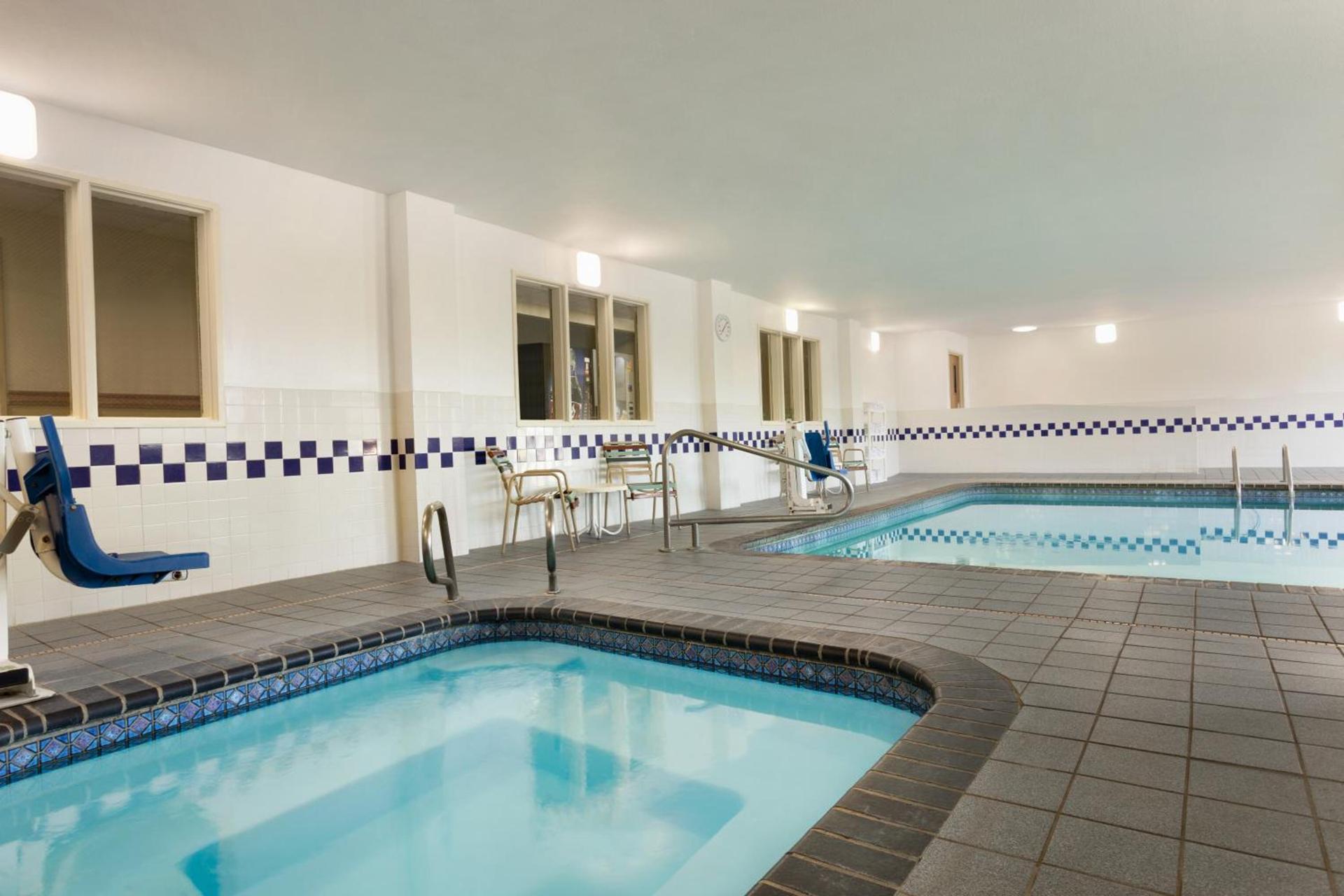 Baymont by Wyndham Salina photo 7