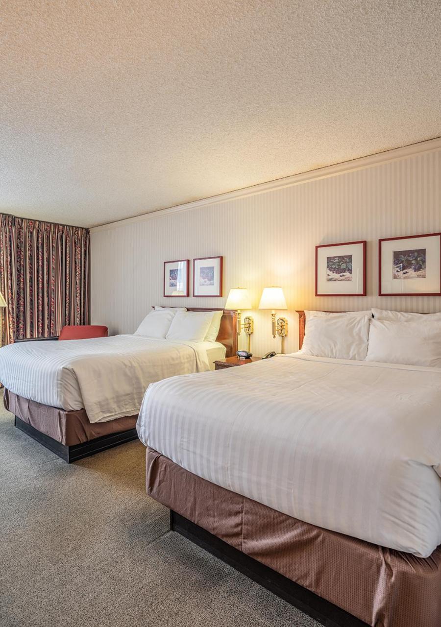 University Place Hotel and Conference Center photo 15