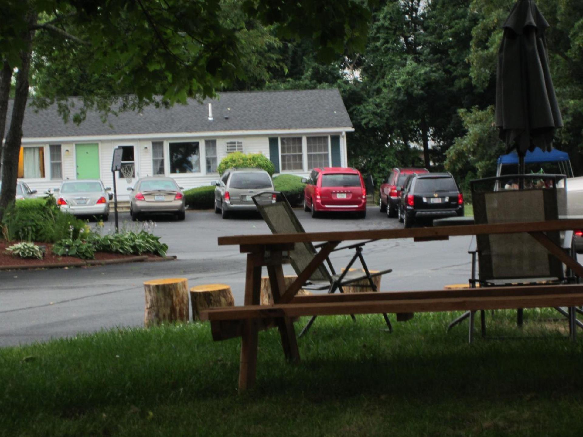 Founder's Brook Motel and Suites photo 6