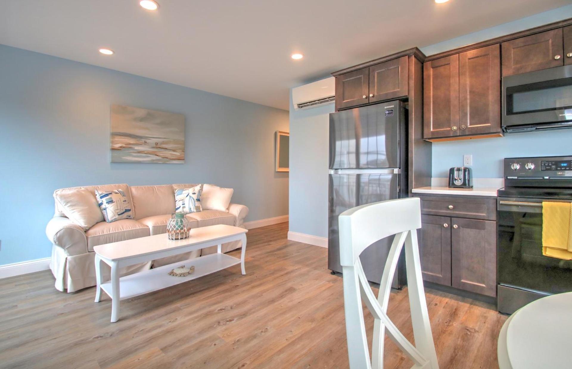 Atlantic Ocean Suites photo 20