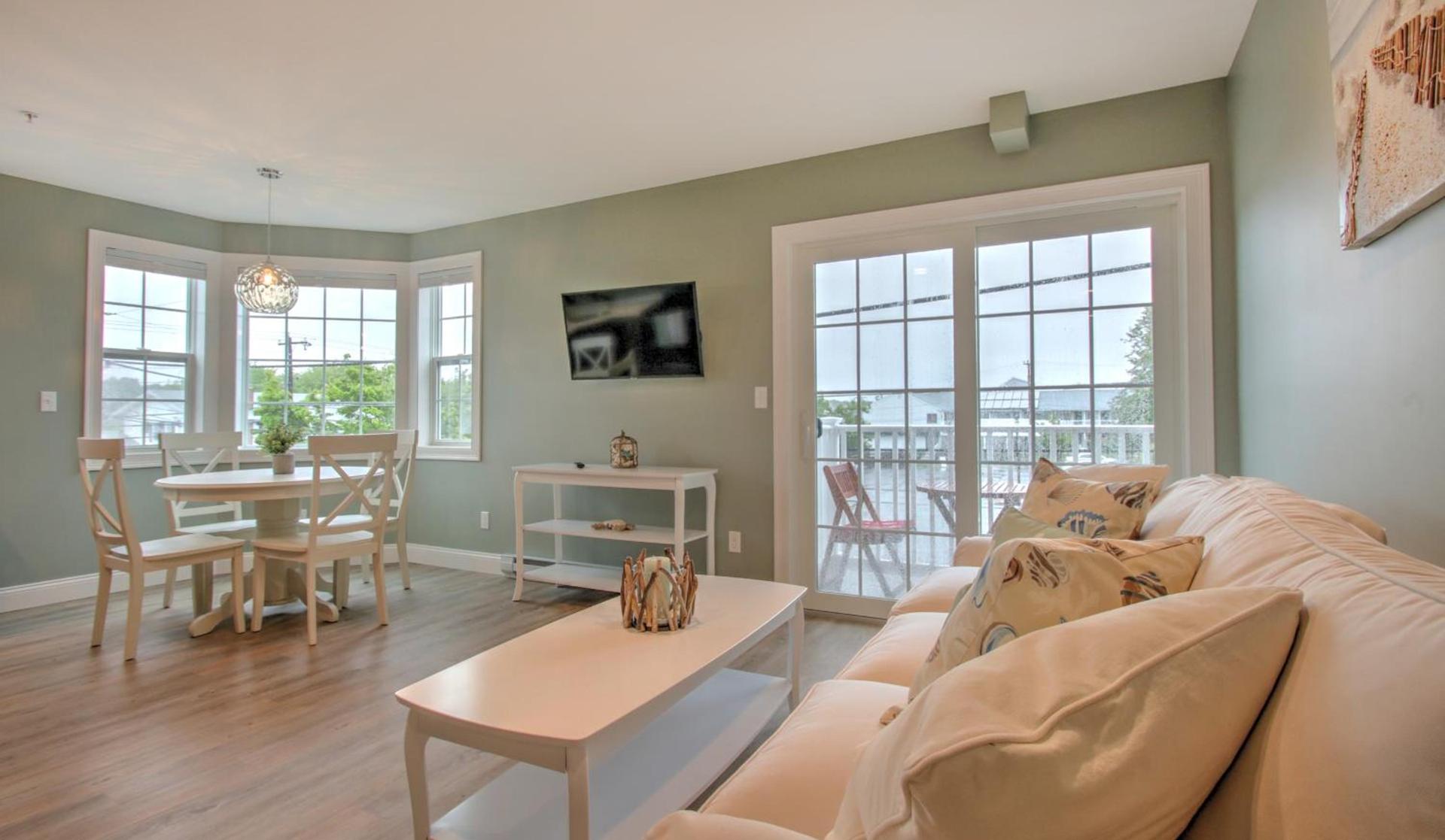 Atlantic Ocean Suites photo 9