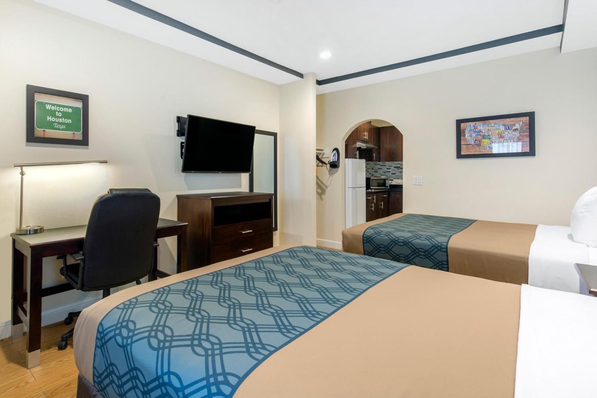 Econo Lodge Inn & Suites Houston Willowbrook photo 32