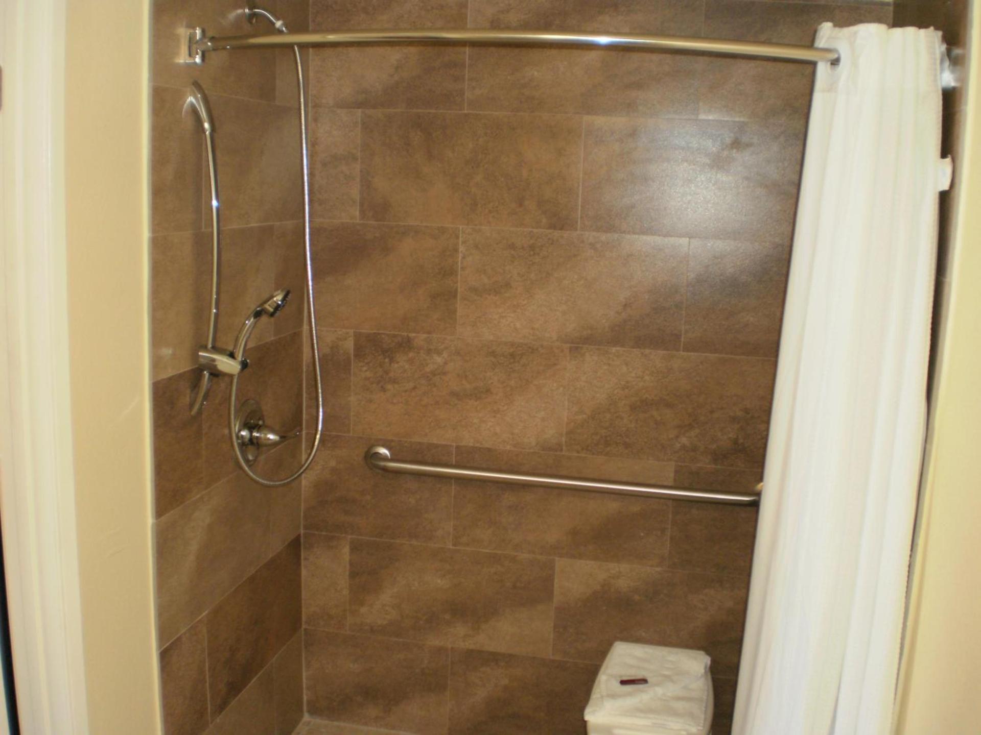 Executive Inn Mojave photo 3