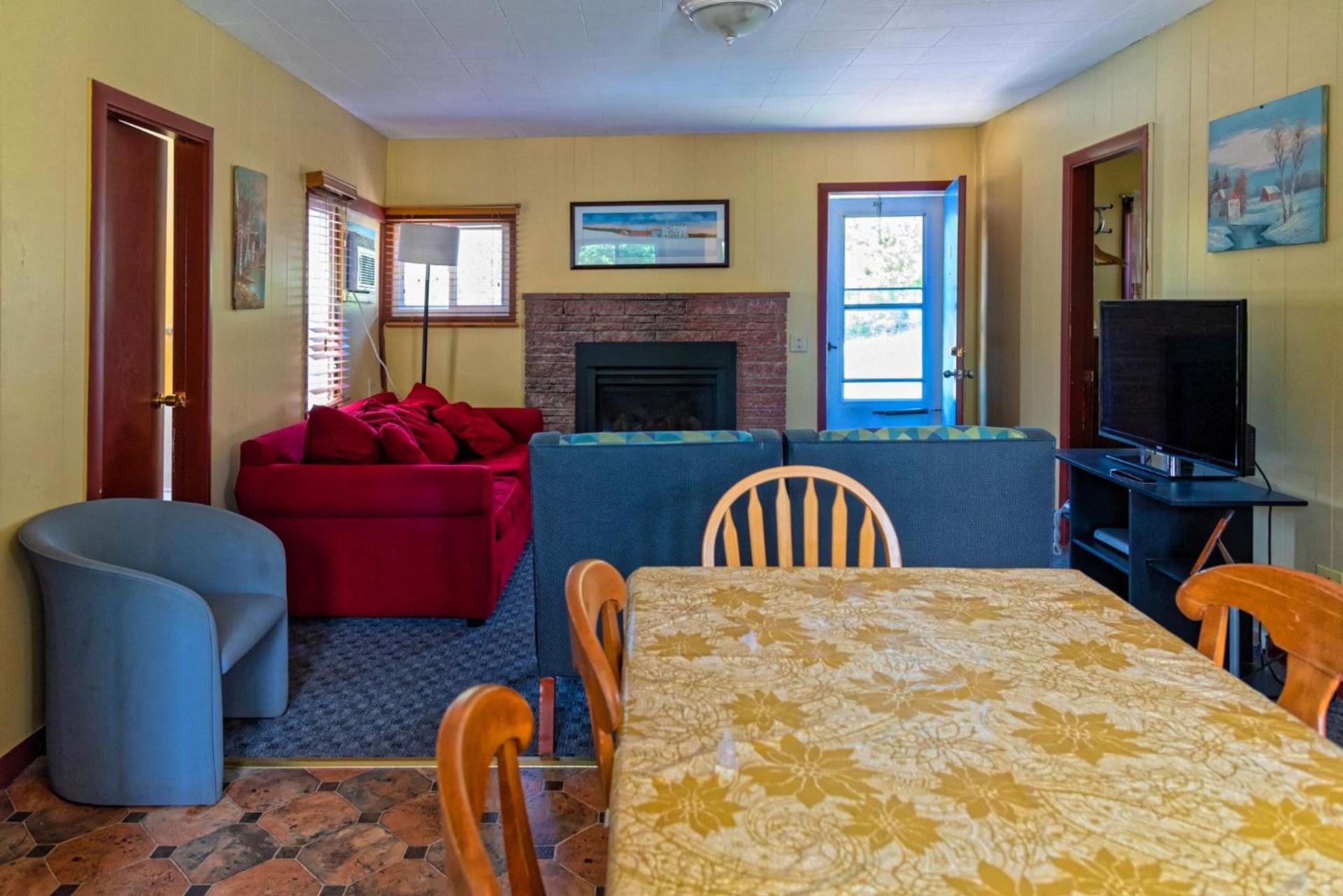 Parker's Motel photo 14