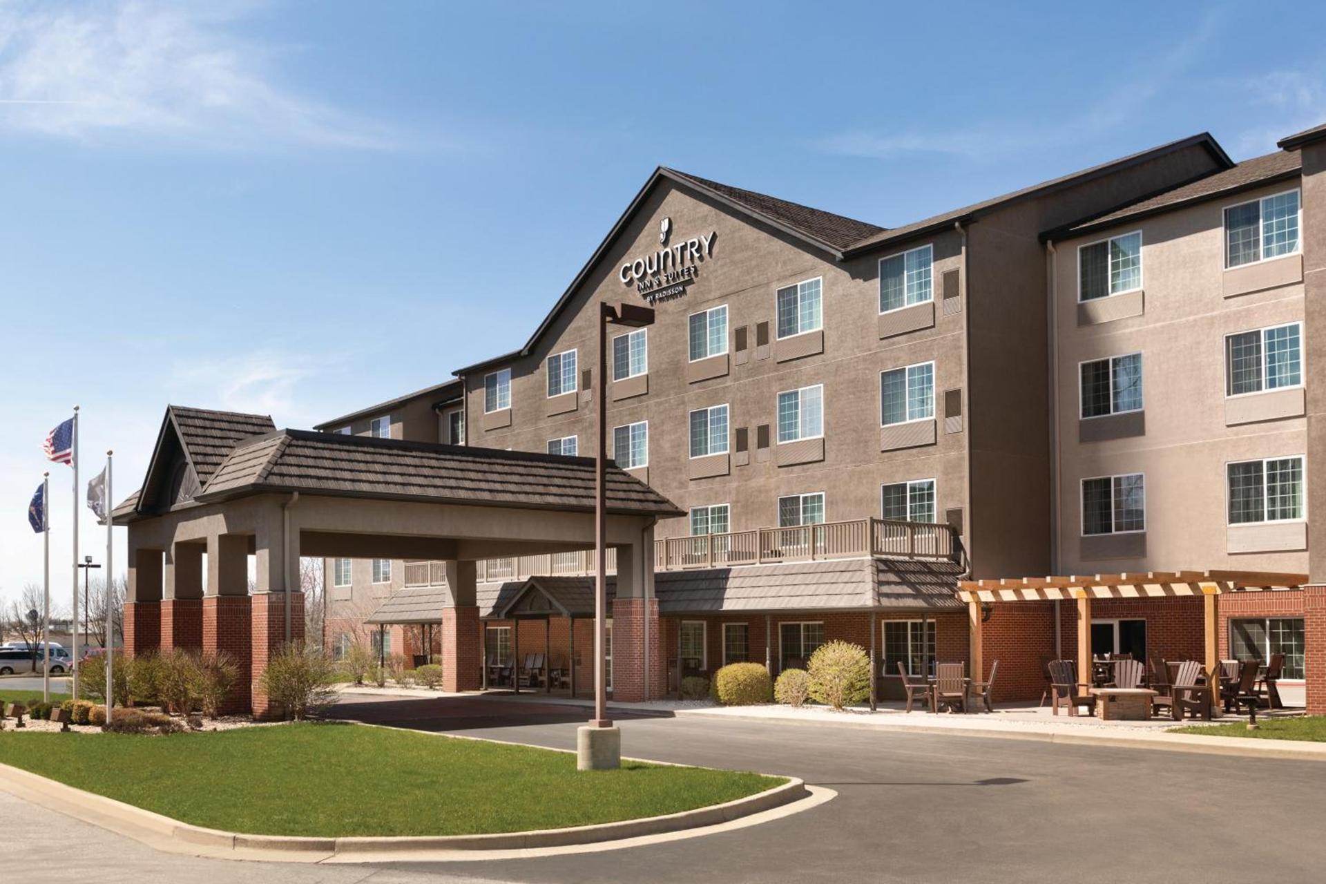 Country Inn & Suites by Radisson, Indianapolis Airport South, IN photo 16