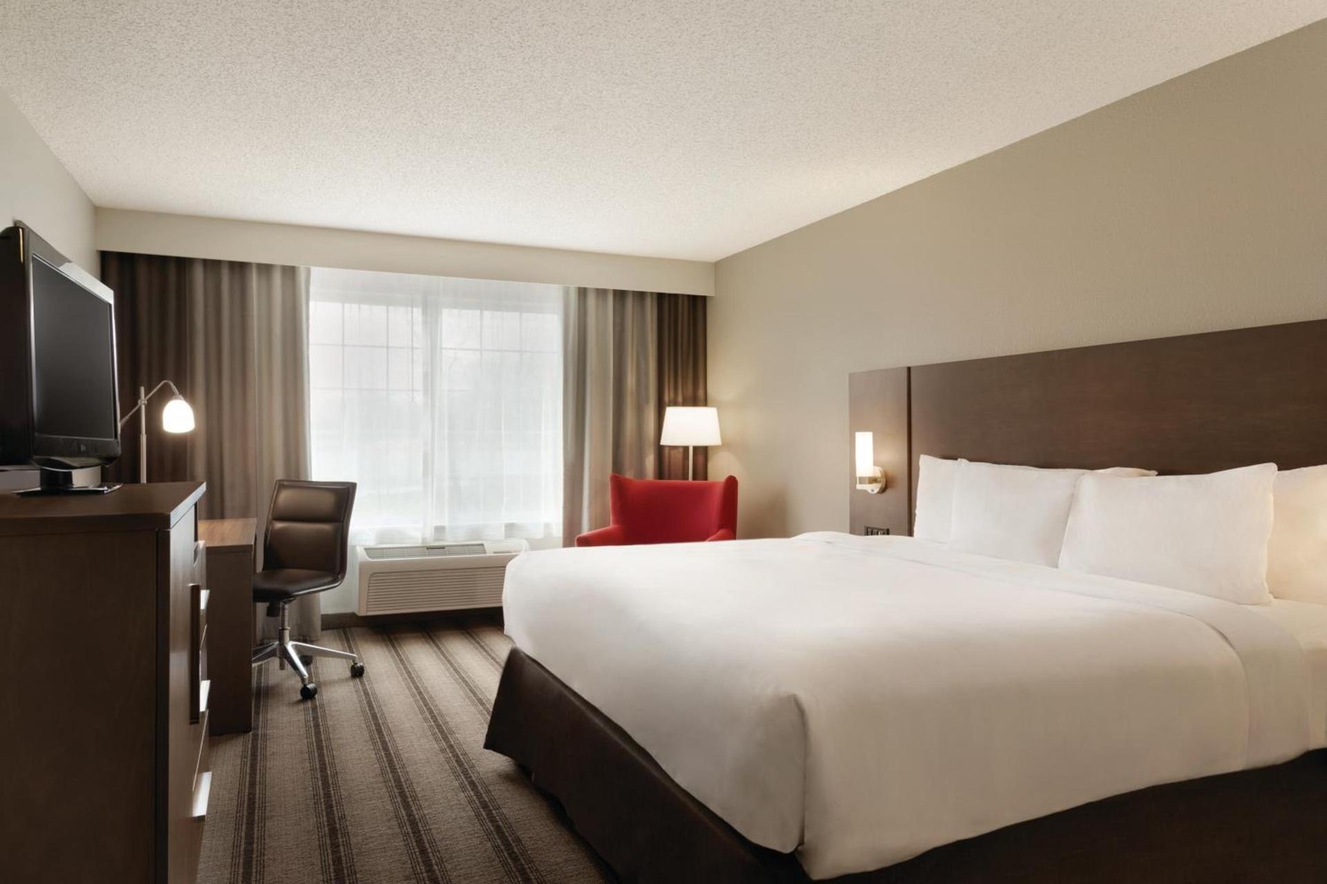 Country Inn & Suites by Radisson, Indianapolis Airport South, IN photo 17