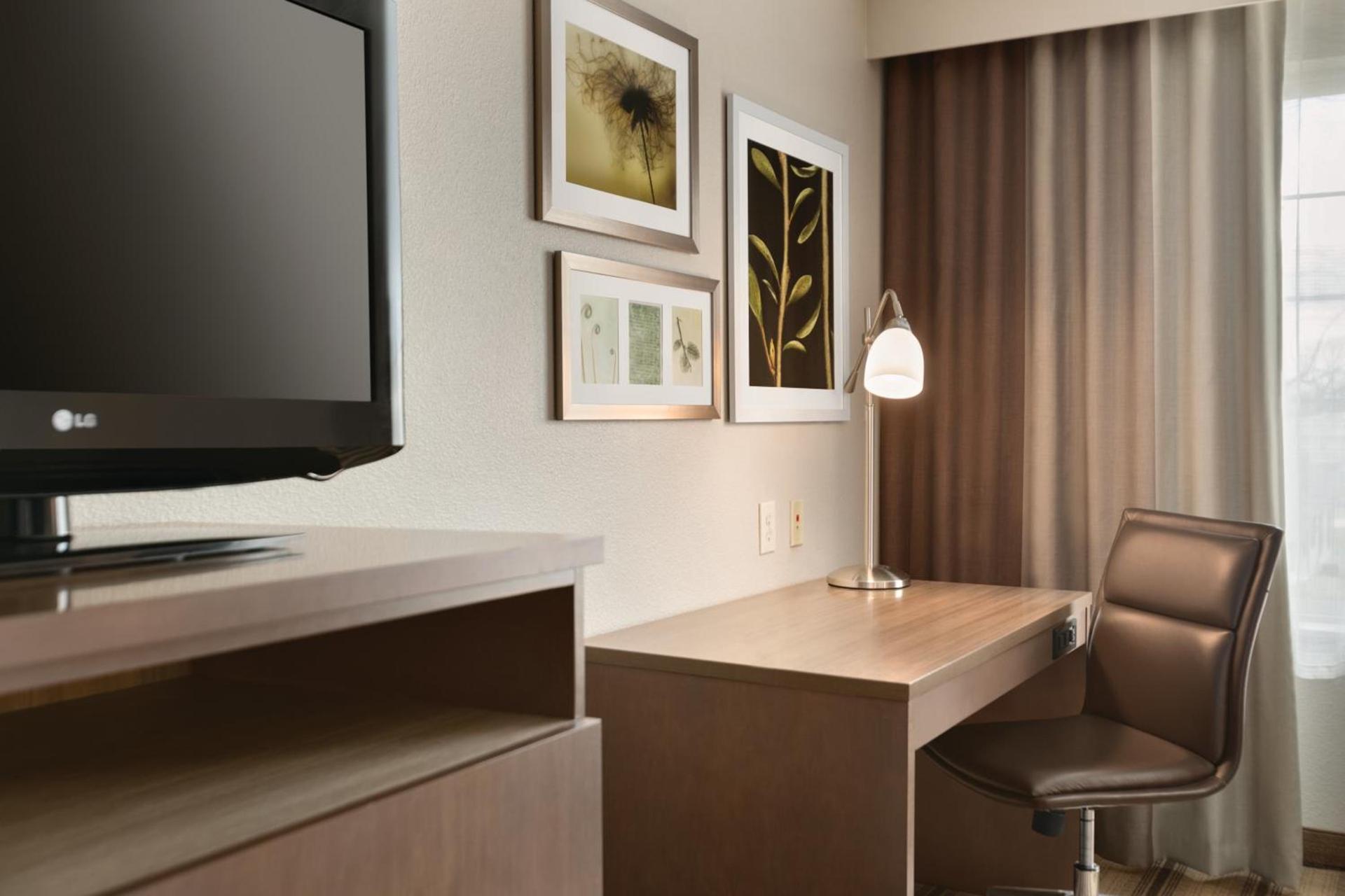 Country Inn & Suites by Radisson, Indianapolis Airport South, IN photo 20