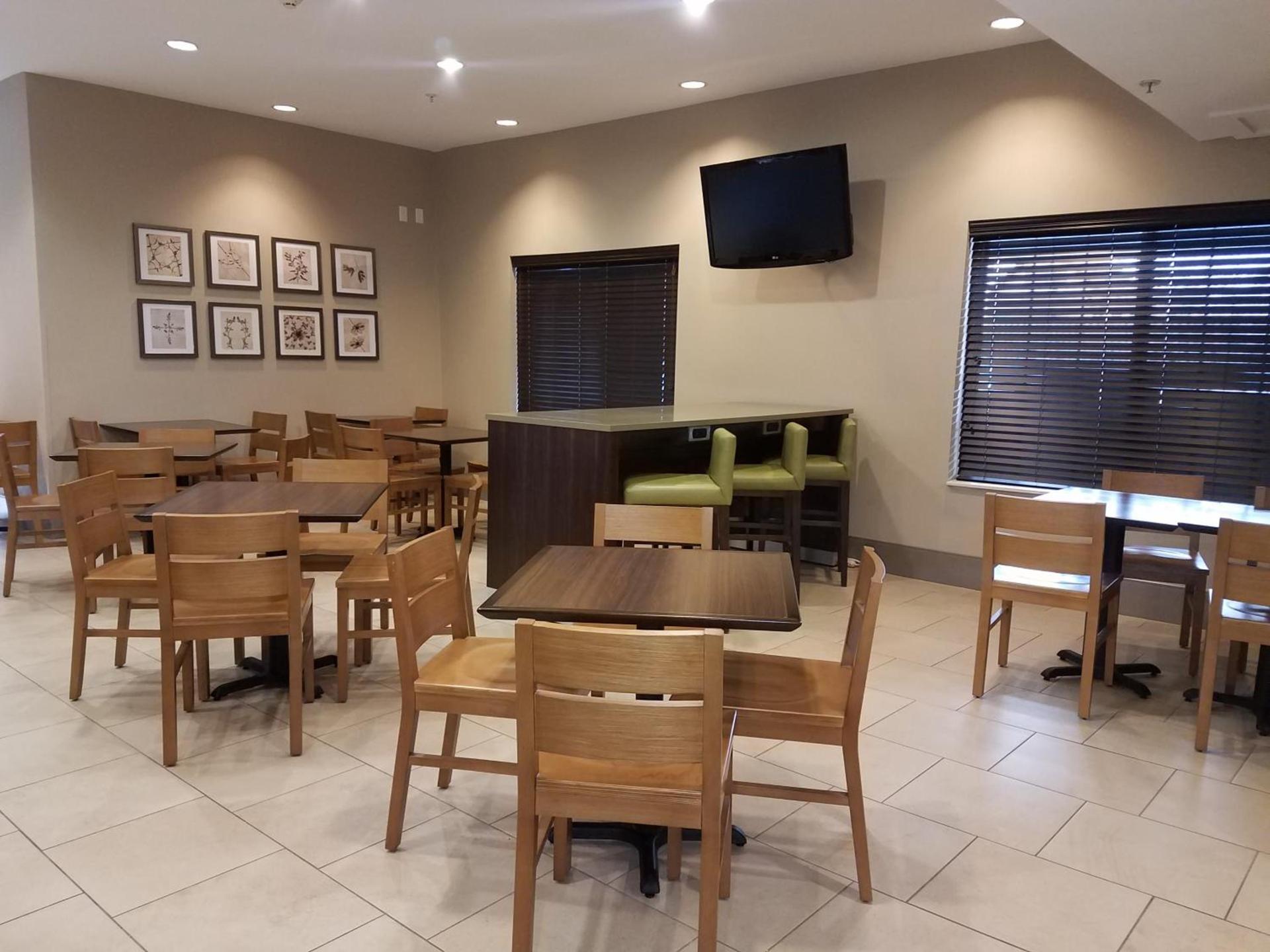 Country Inn & Suites by Radisson, Indianapolis Airport South, IN photo 26