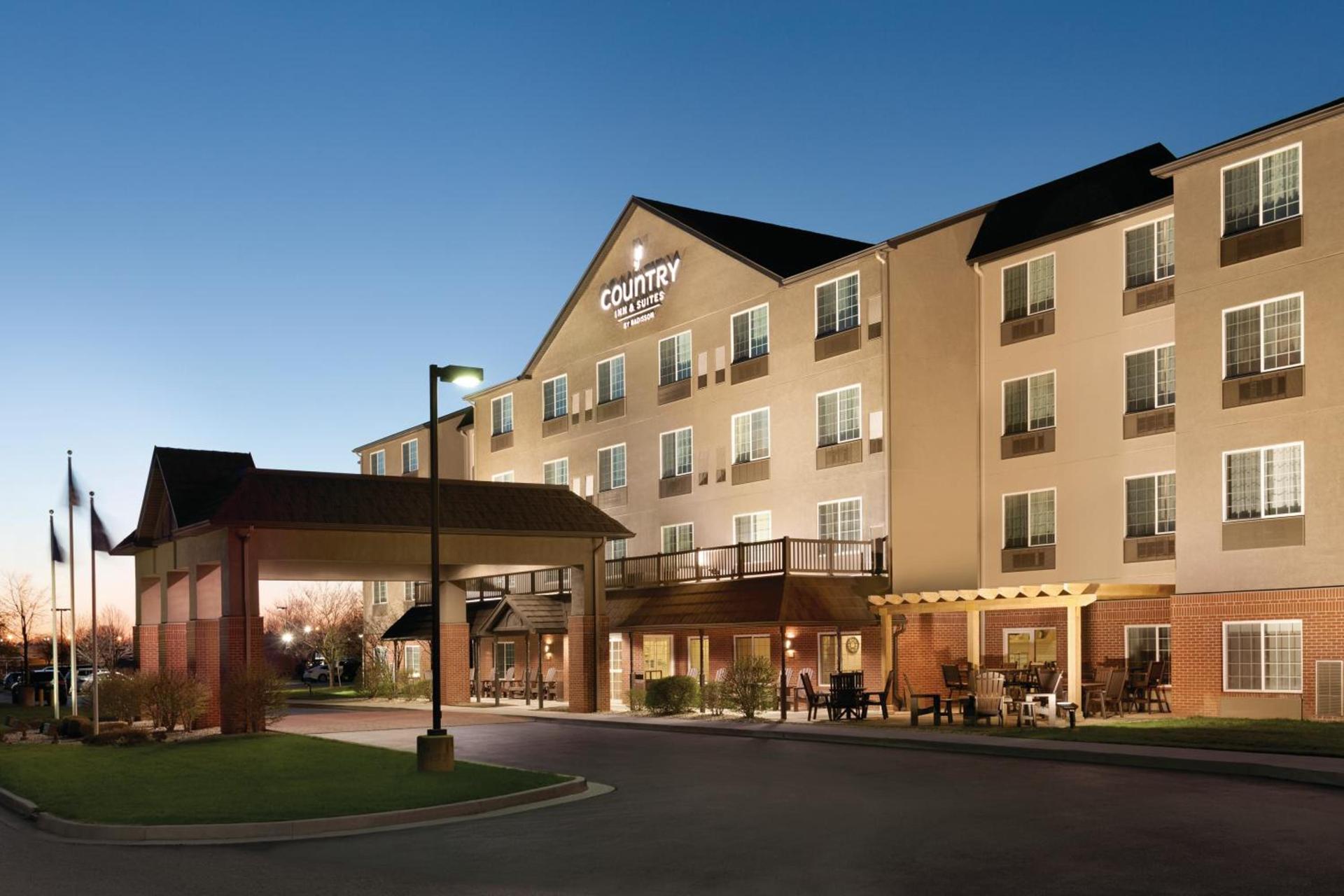 Country Inn & Suites by Radisson, Indianapolis Airport South, IN photo 24