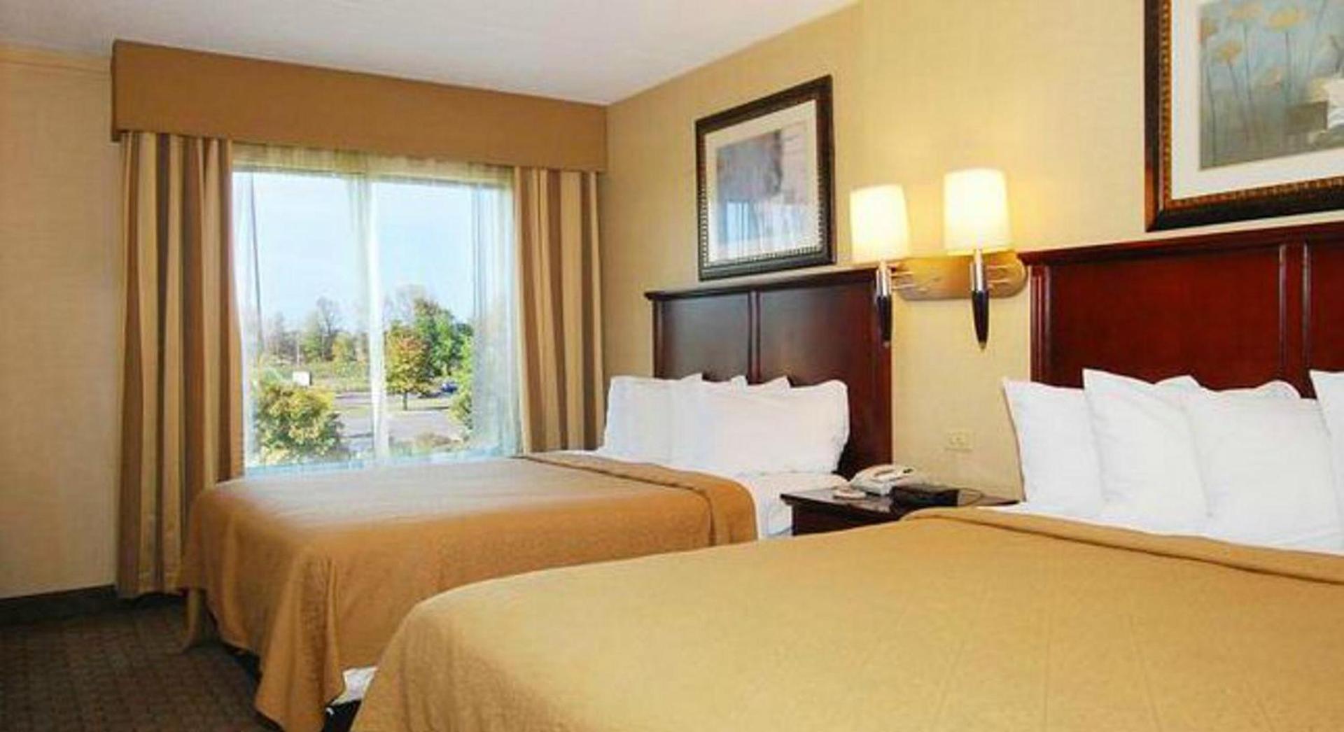 Quality Inn & Suites Bensalem photo 2