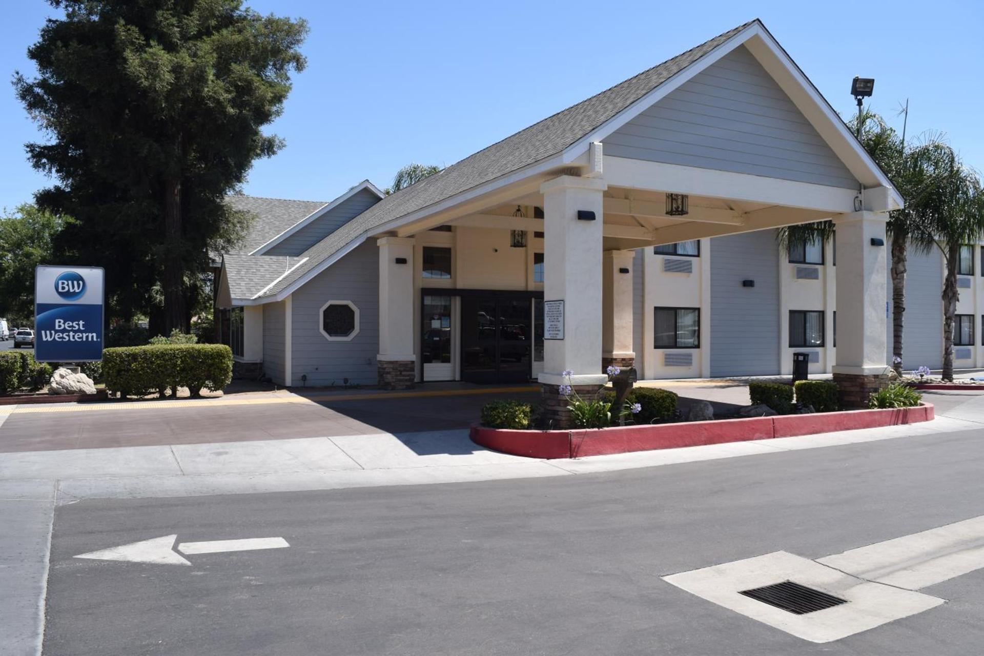Best Western Town & Country Lodge photo 32