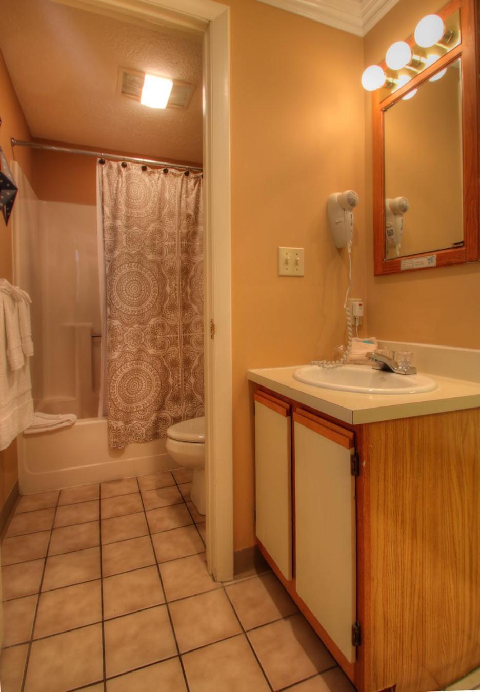 Sea Mist Resort Motel photo 26