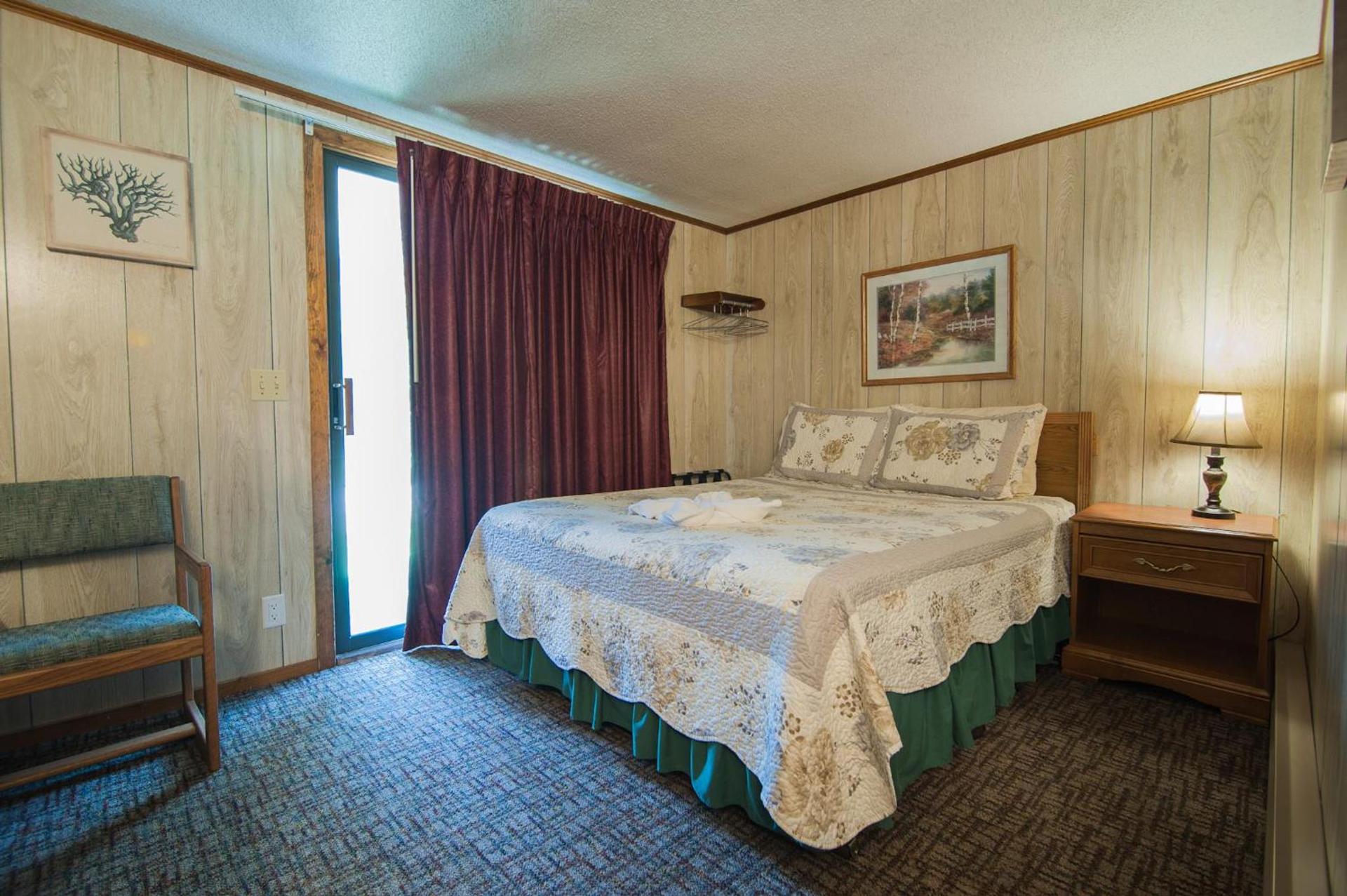 Profile Motel & Cottages photo 15