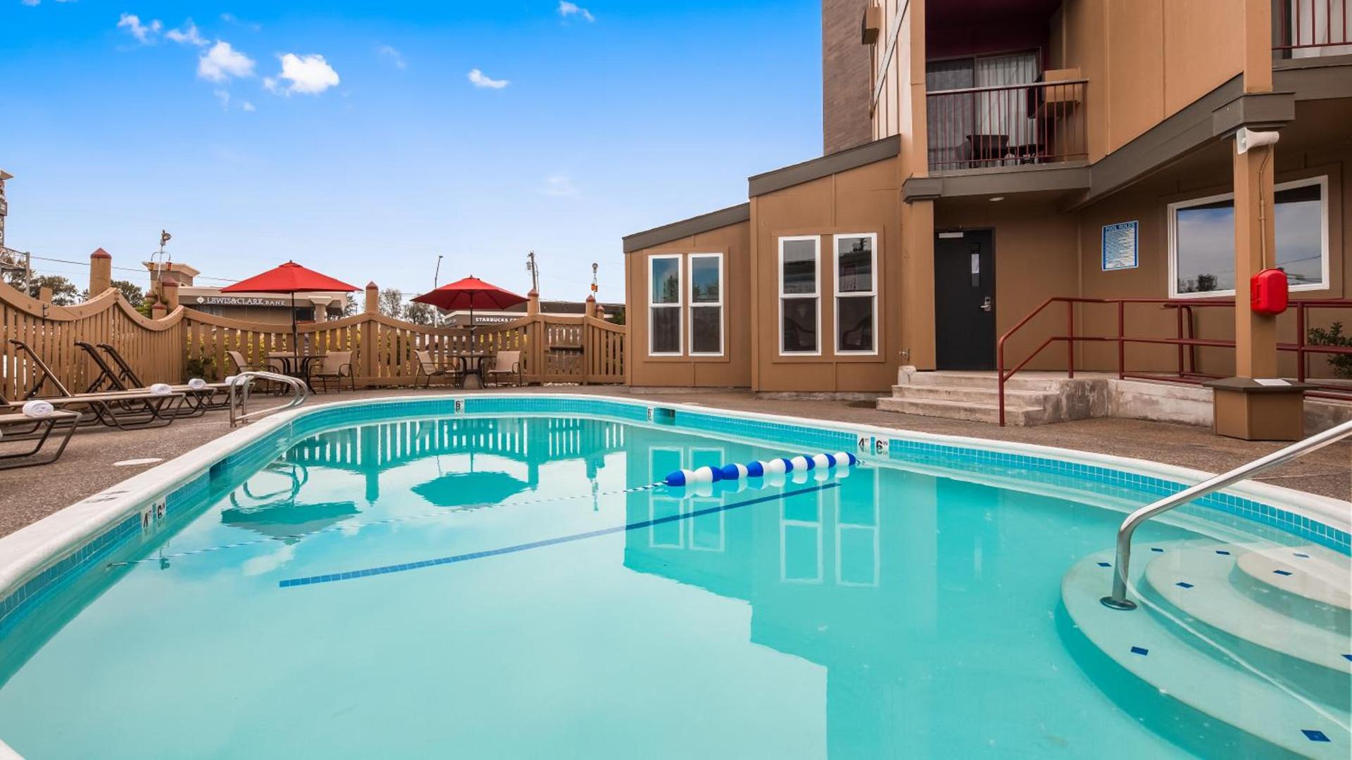 Best Western Plus Rivershore Hotel photo 34