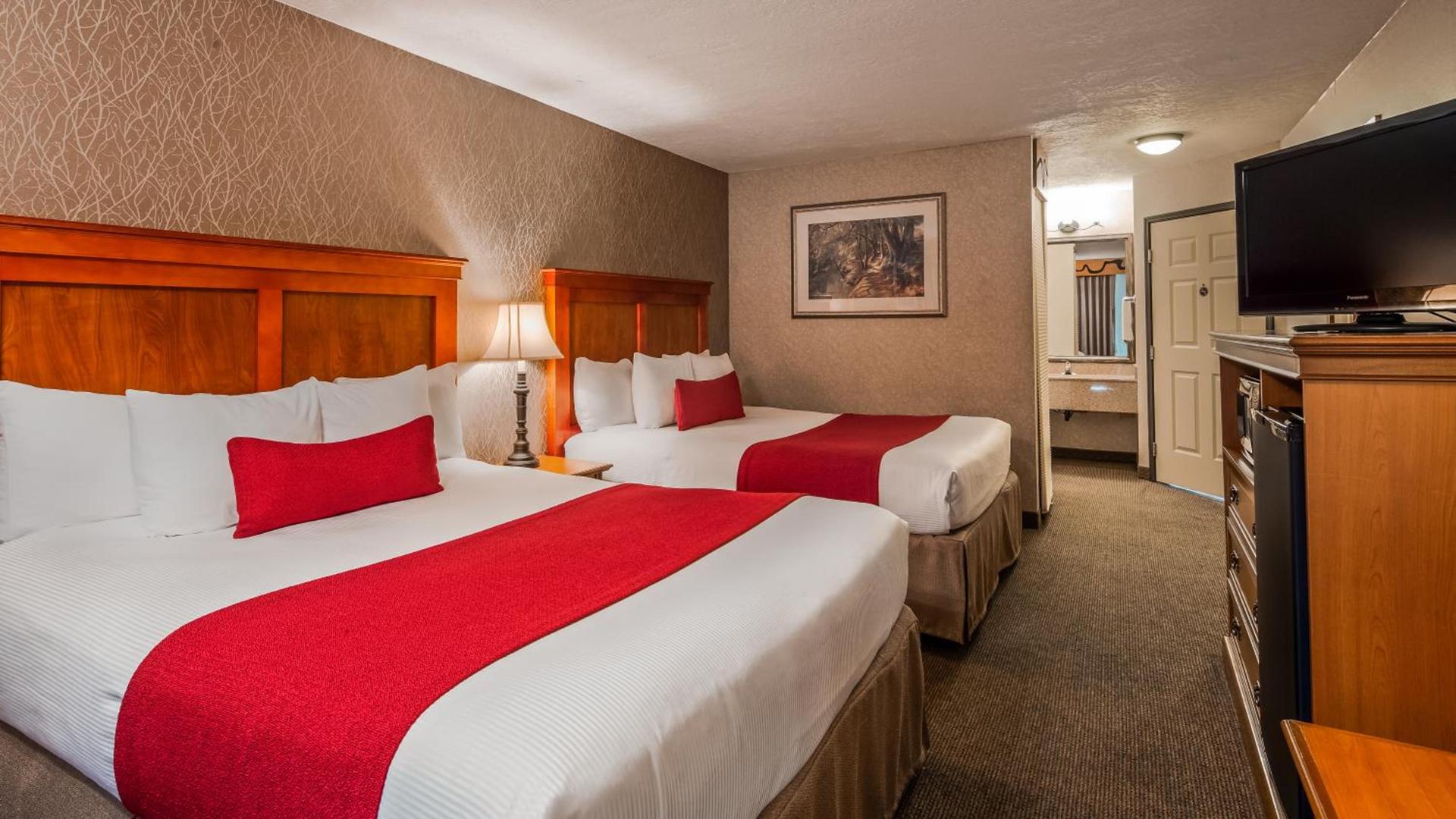 Best Western Plus Rivershore Hotel photo 39