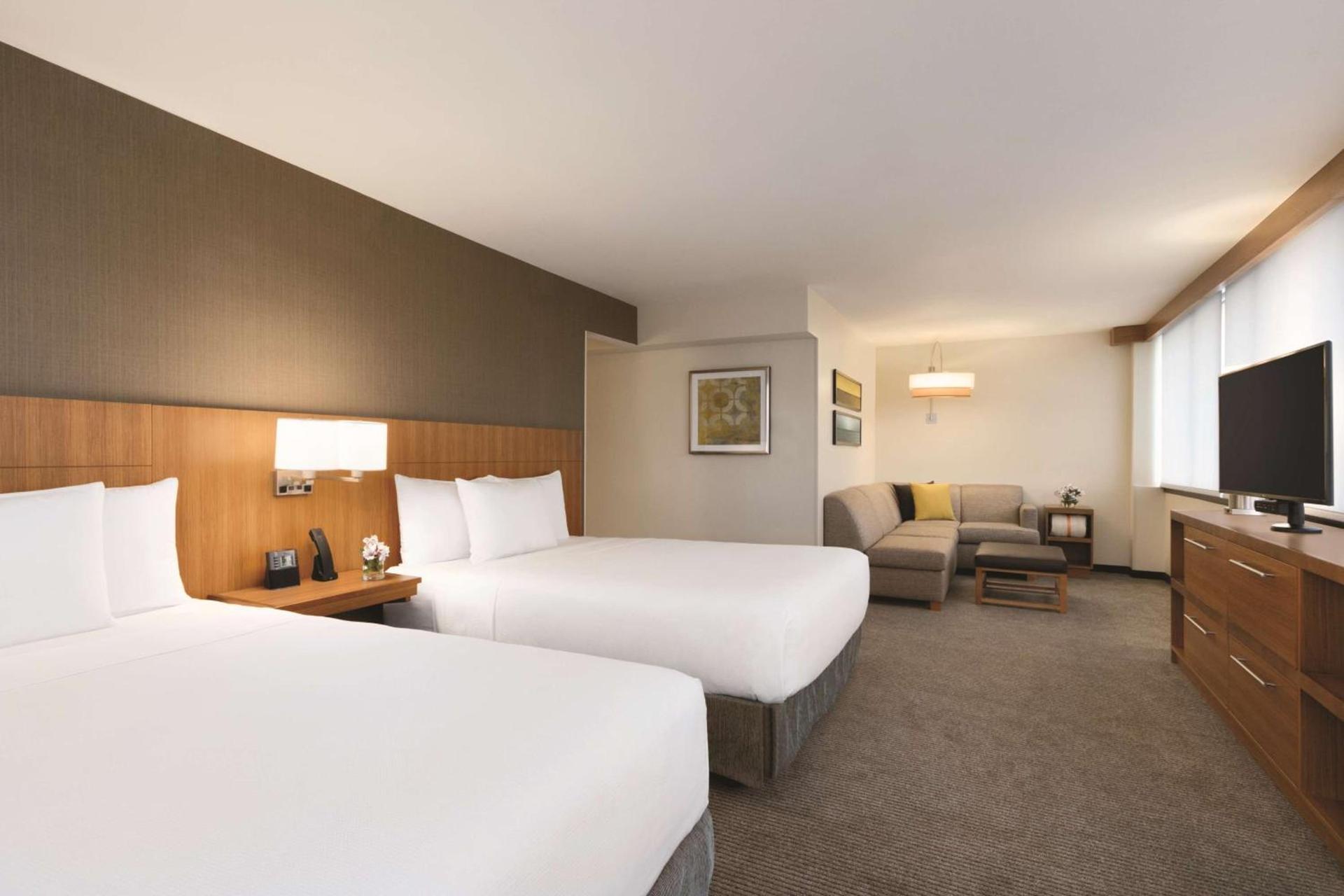 Hyatt Place Chicago O'Hare Airport photo 59