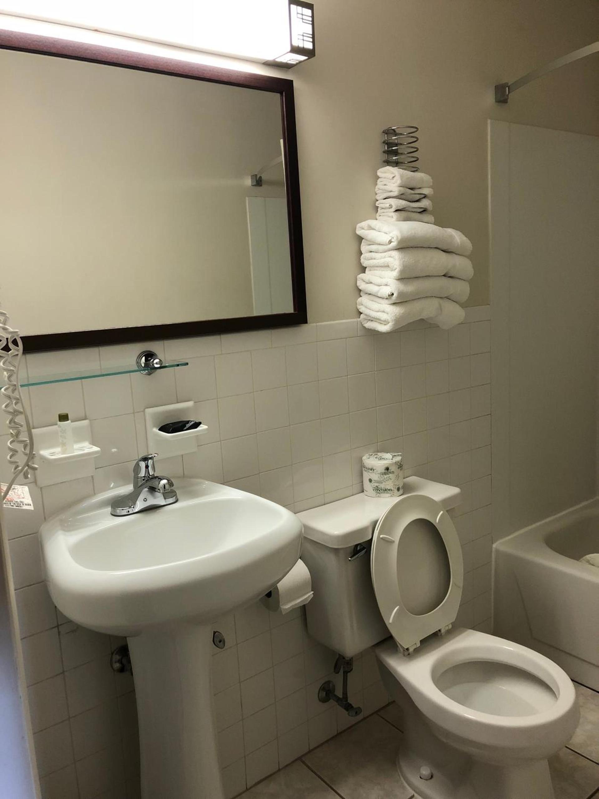 Americas Best Value Inn - Palmyra/Hershey photo 6