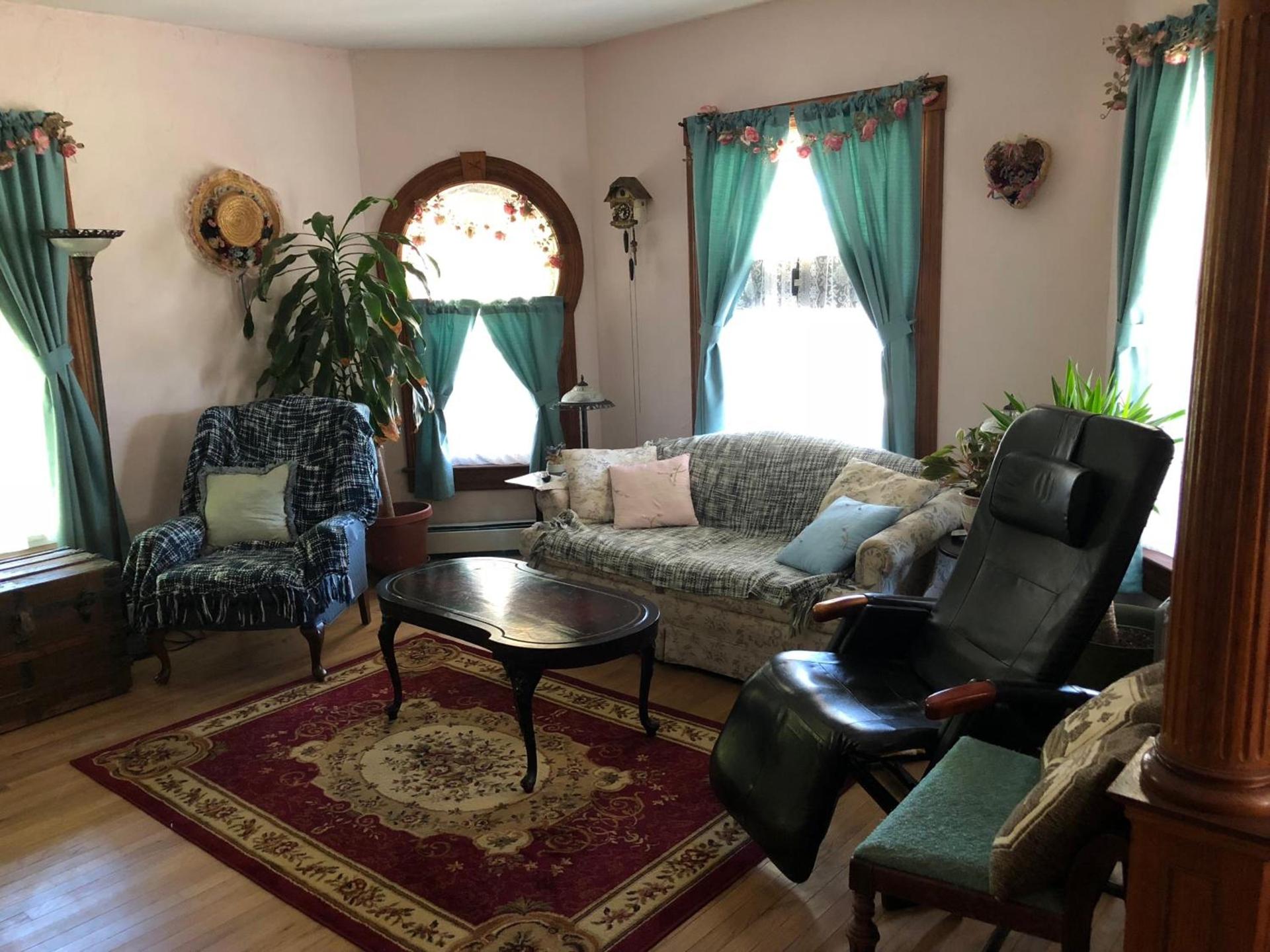 Antique Rose Inn Windham photo 29