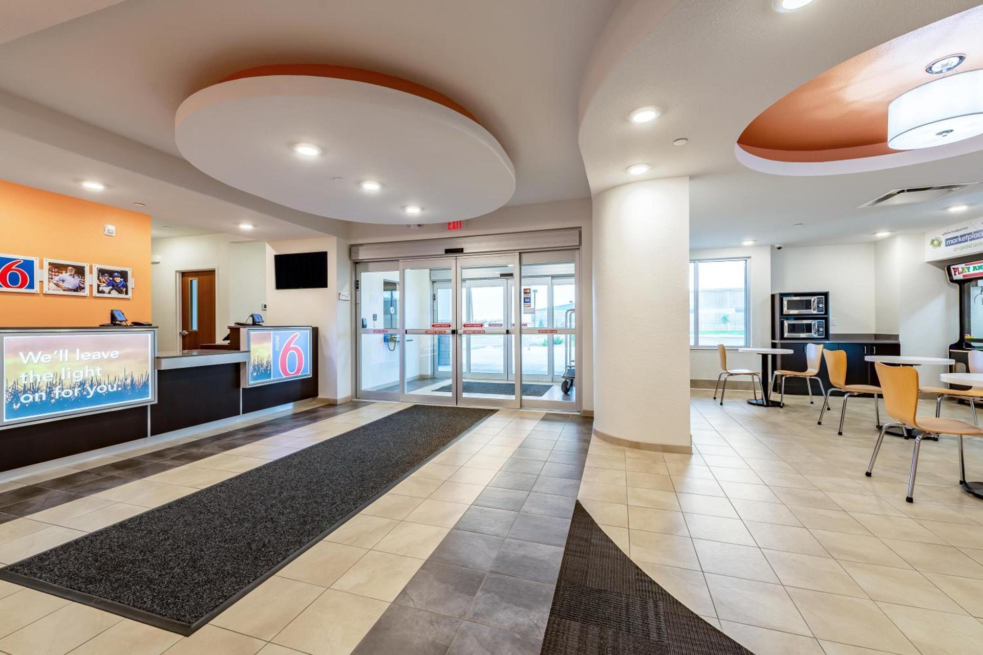 Motel 6-Mankato, MN photo 47