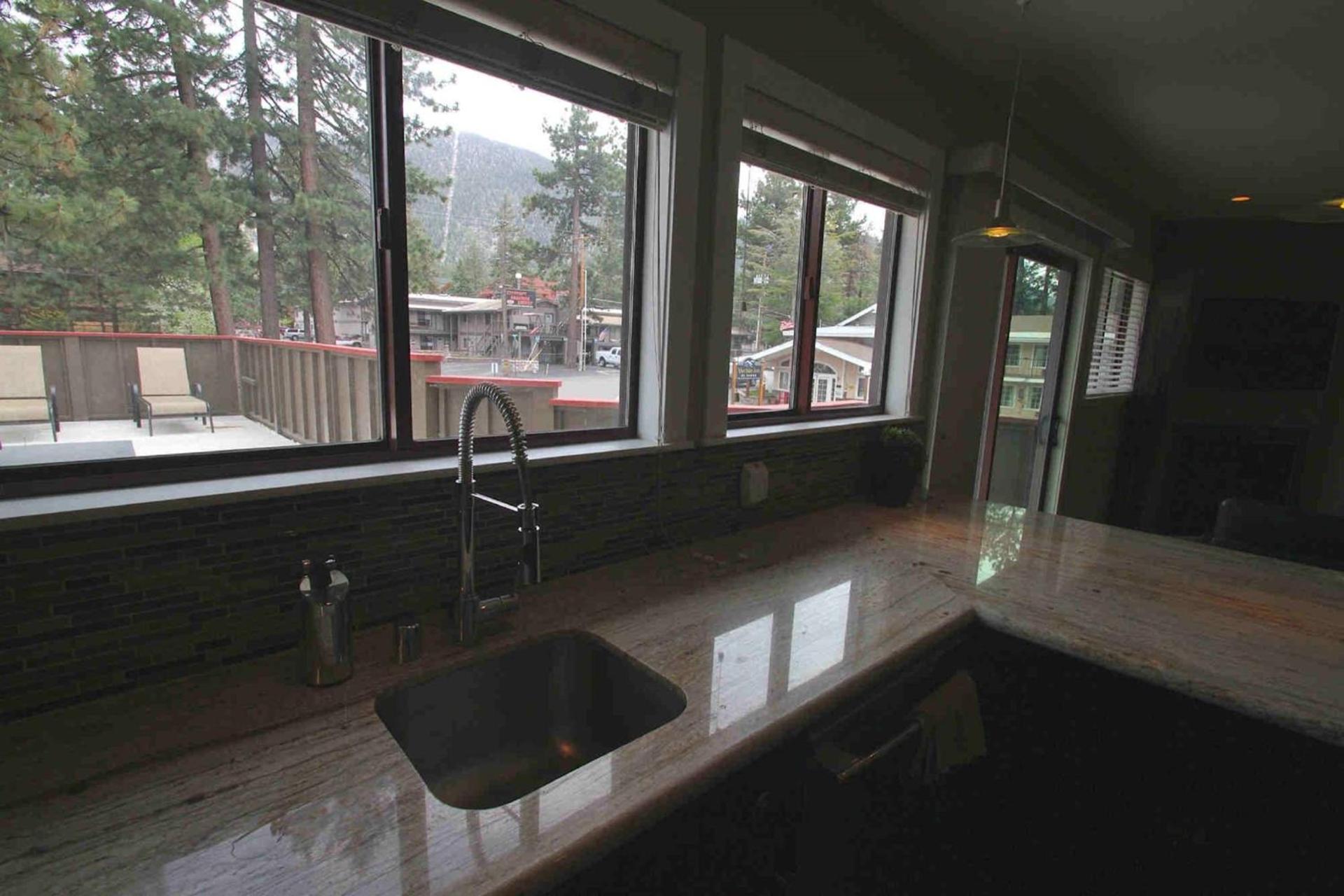 Gondola Lodge with Free Beach Voucher photo 32