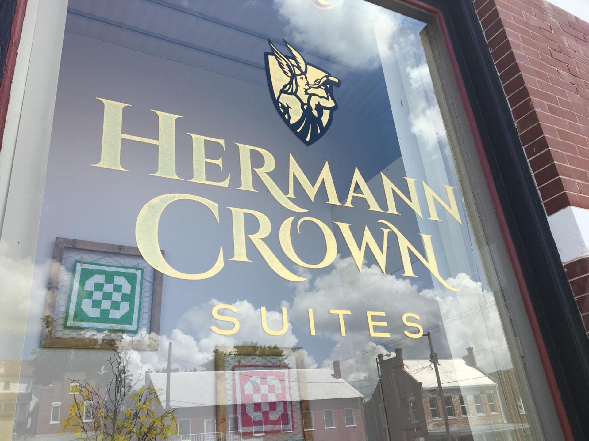 Hermann Crown Suites photo 84
