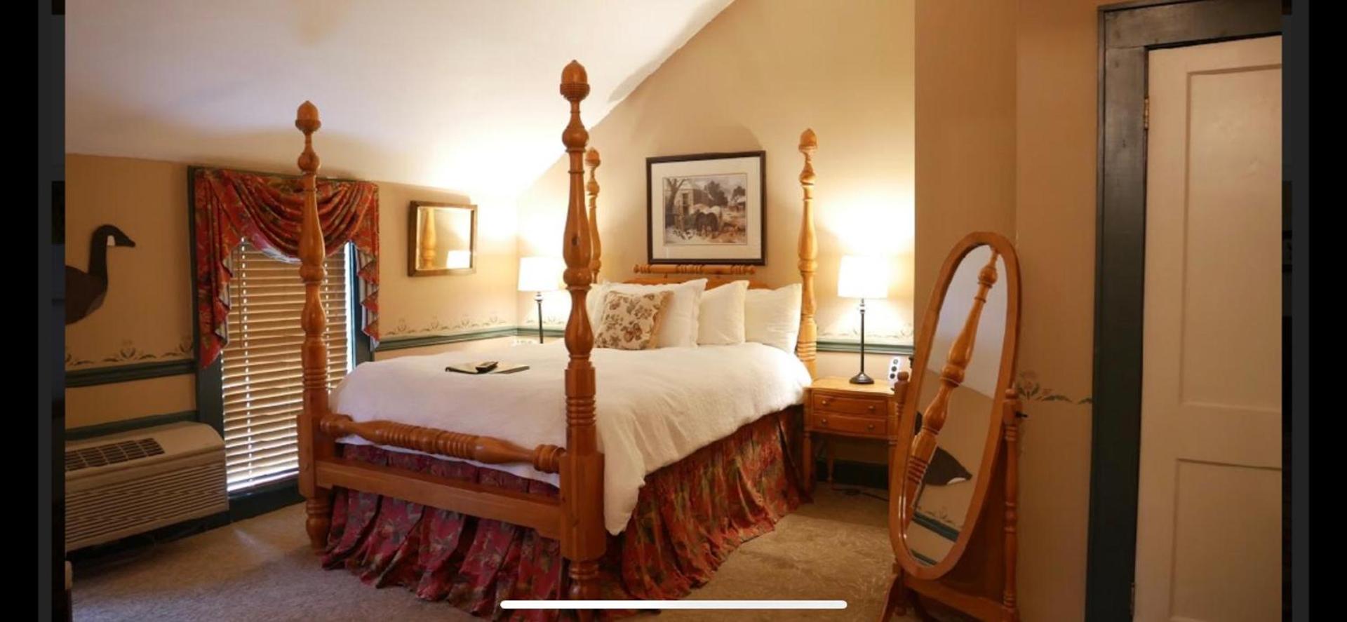 Highlands Inn photo 60