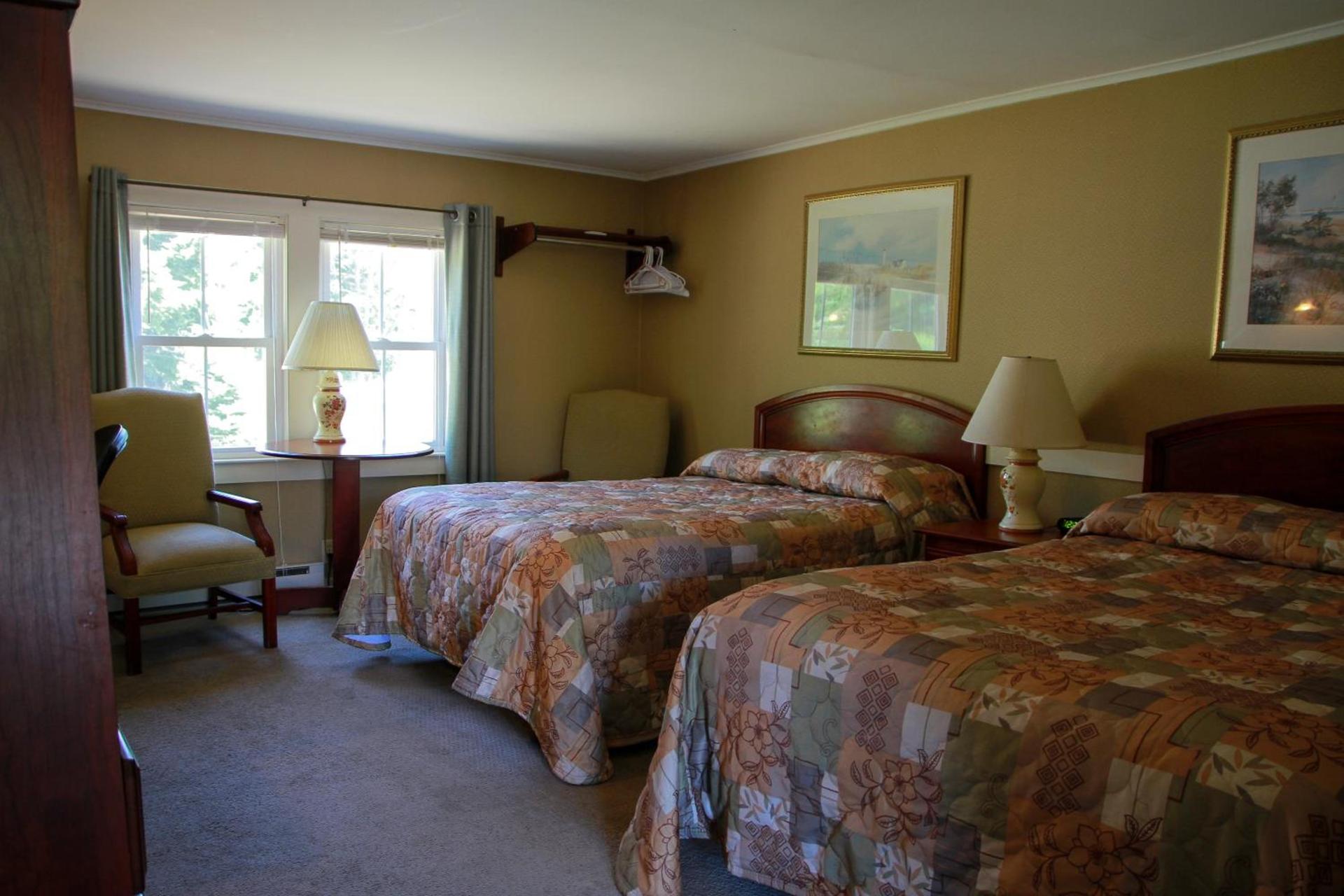Kennebunk Gallery Motel and Cottages photo 9