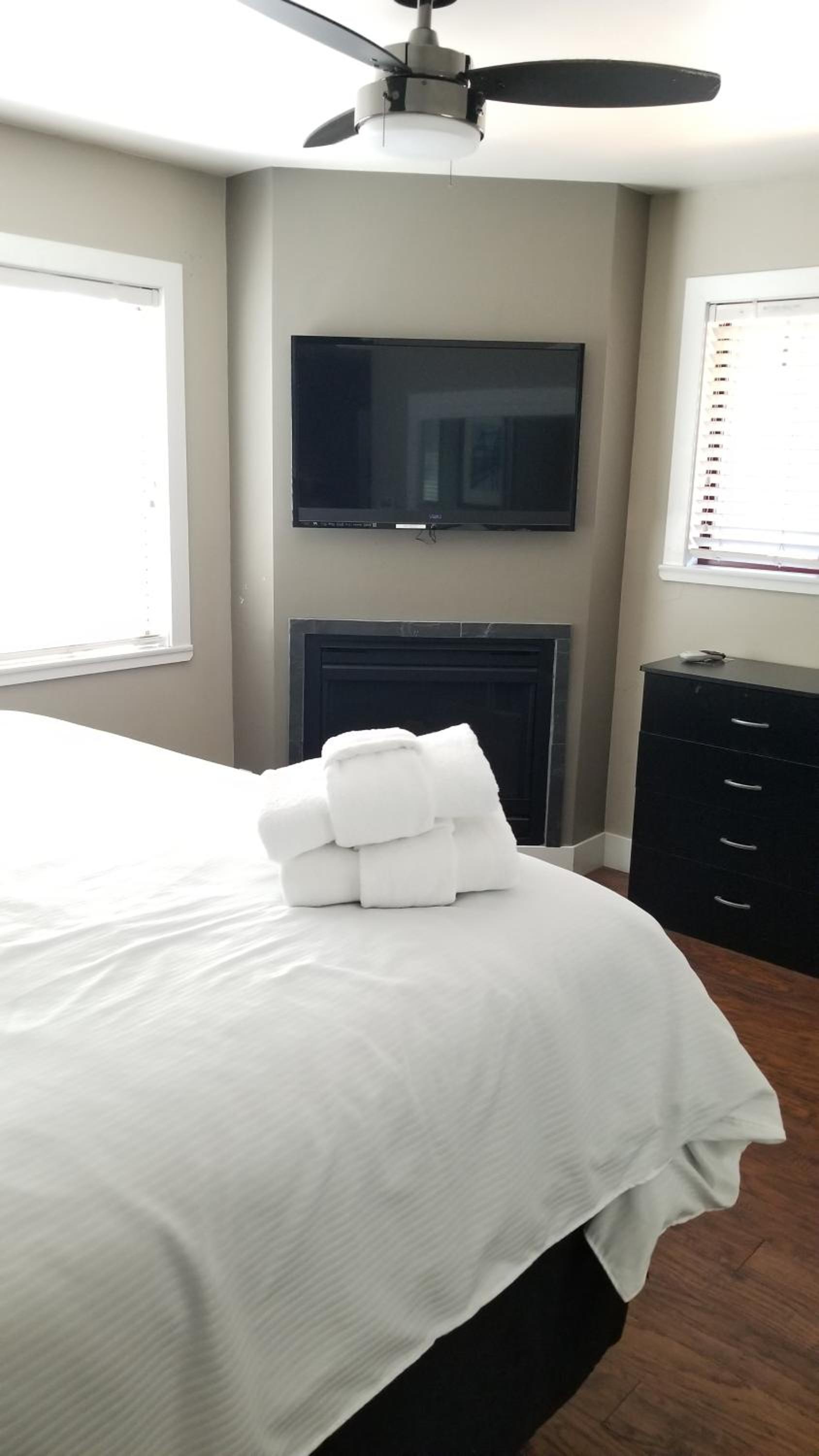 Gondola Lodge with Free Beach Voucher photo 92