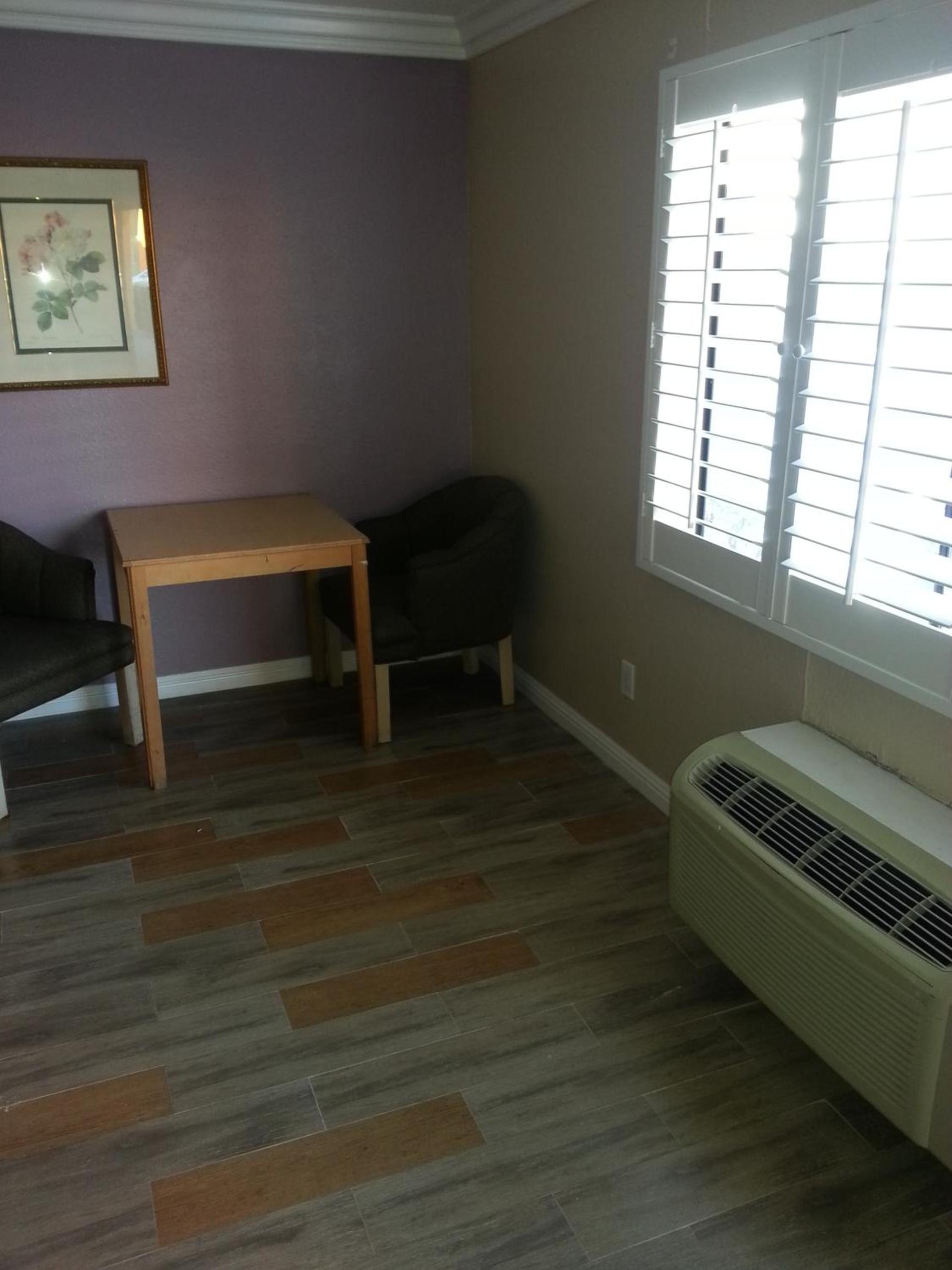 Big A Motel & Suites Near Disneyland Orange County photo 23