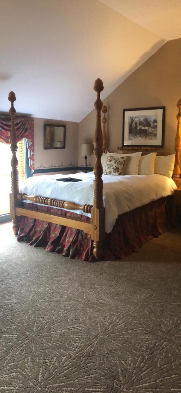 Highlands Inn photo 40