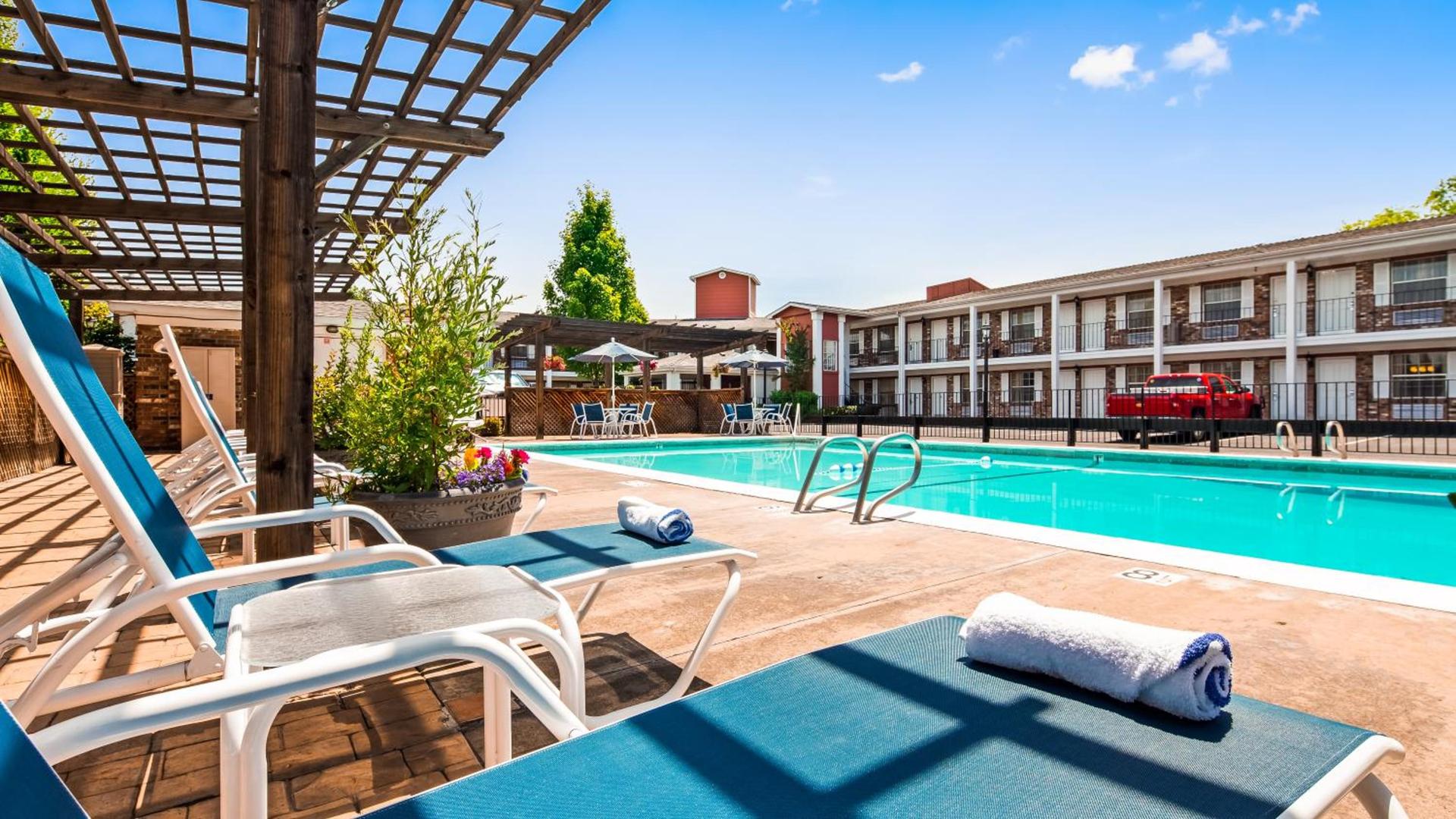 Best Western Horizon Inn photo 40