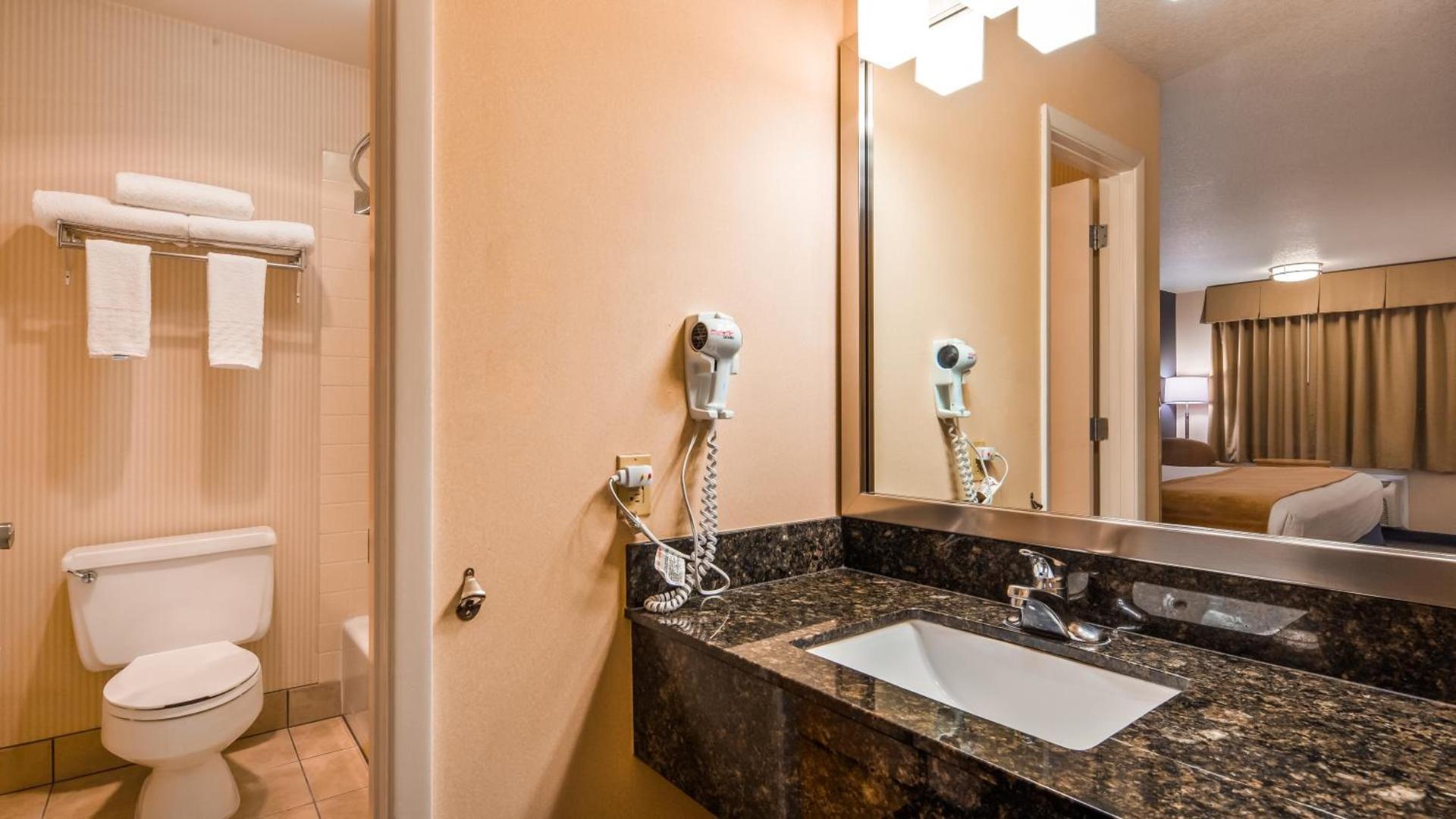 Best Western Horizon Inn photo 38