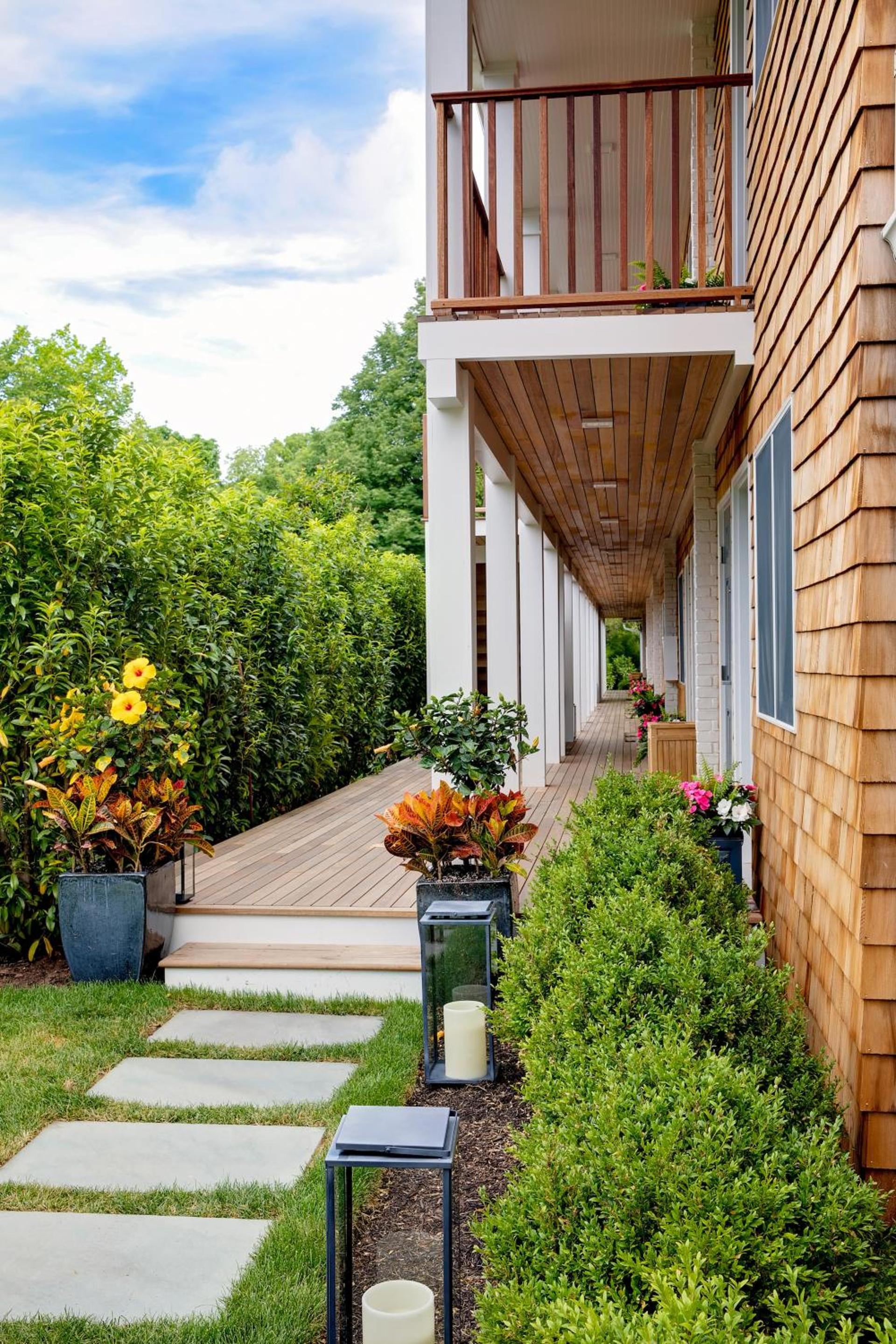 Journey East Hampton photo 5