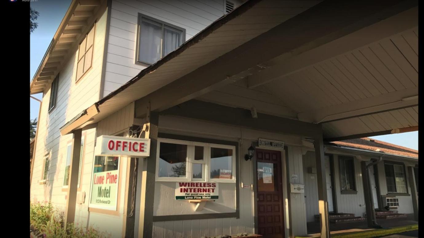 Lone Pine Motel photo 5