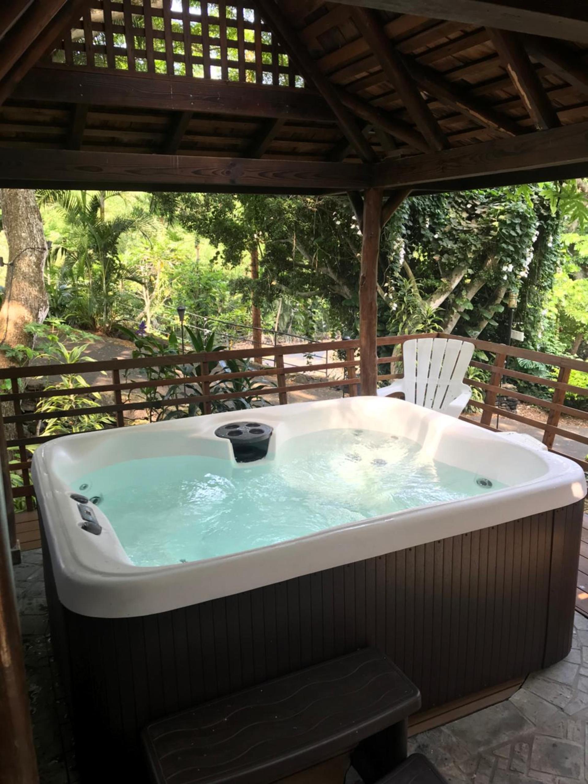 Hale Maluhia Country Inn photo 2