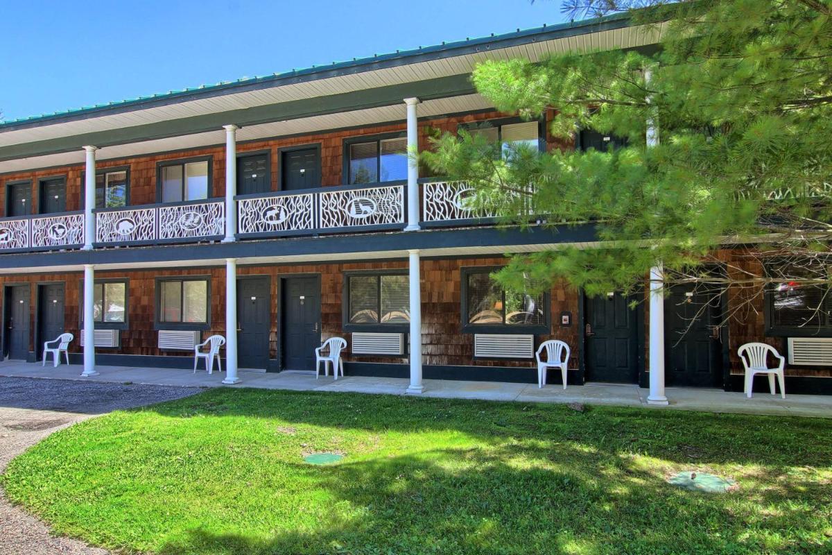 The Legend Cottage Inn photo 3
