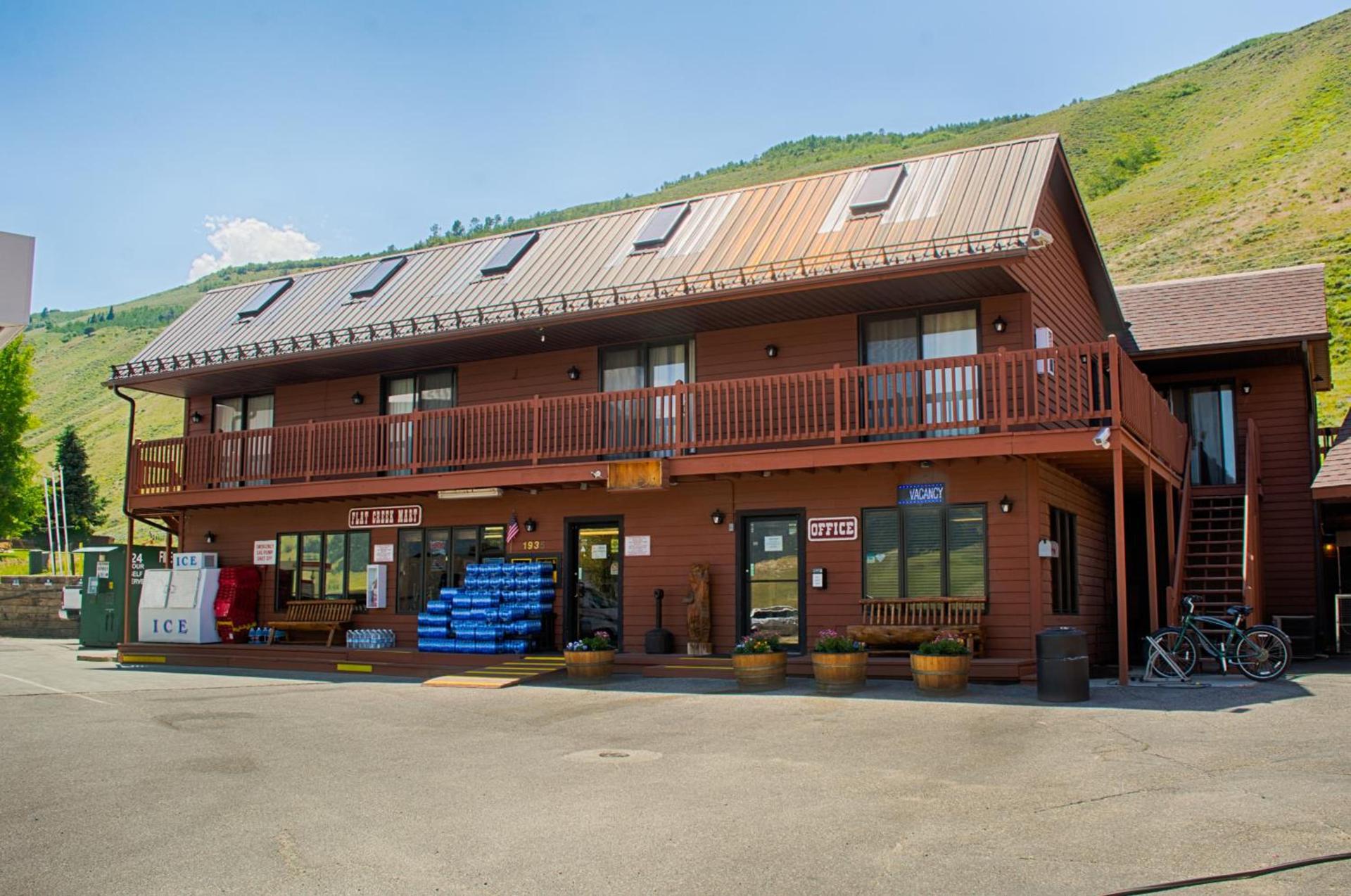 Flat Creek Inn photo 29