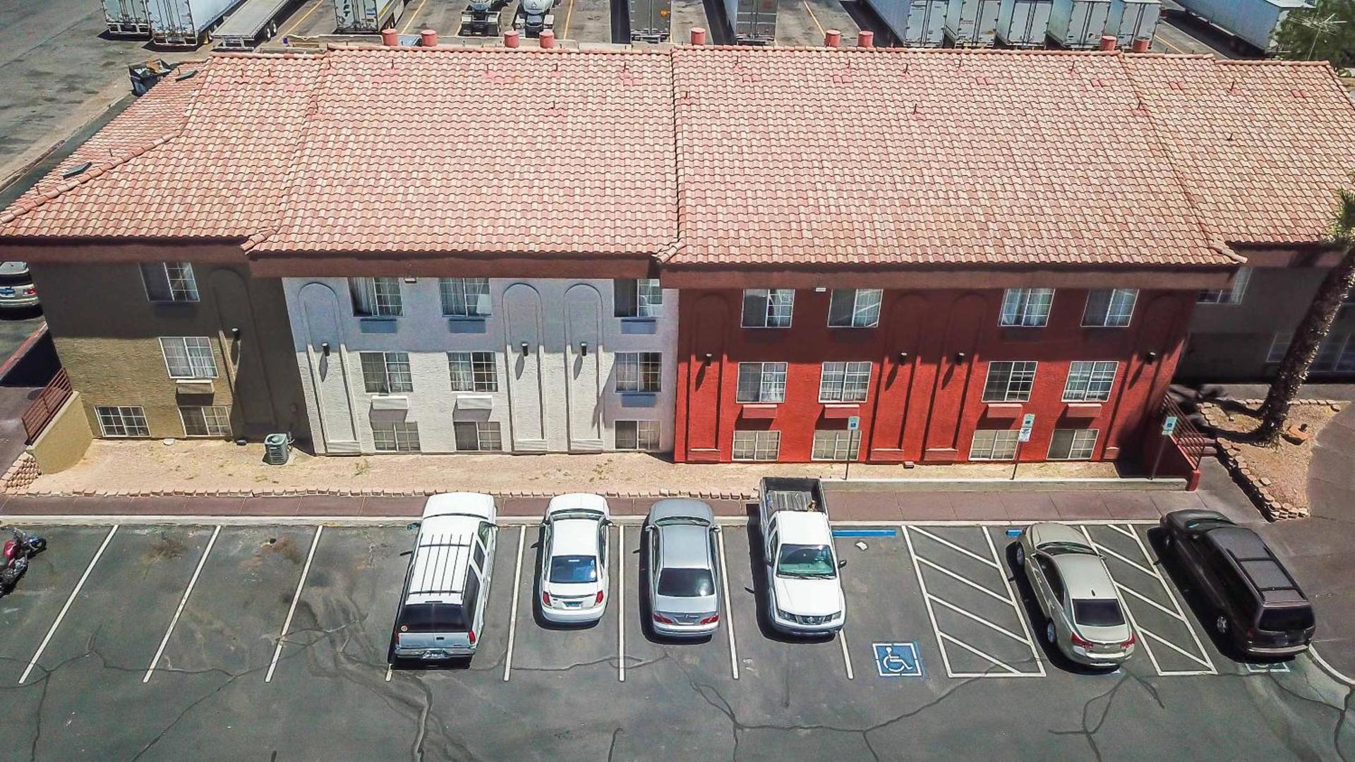 Sunrise Inn photo 28