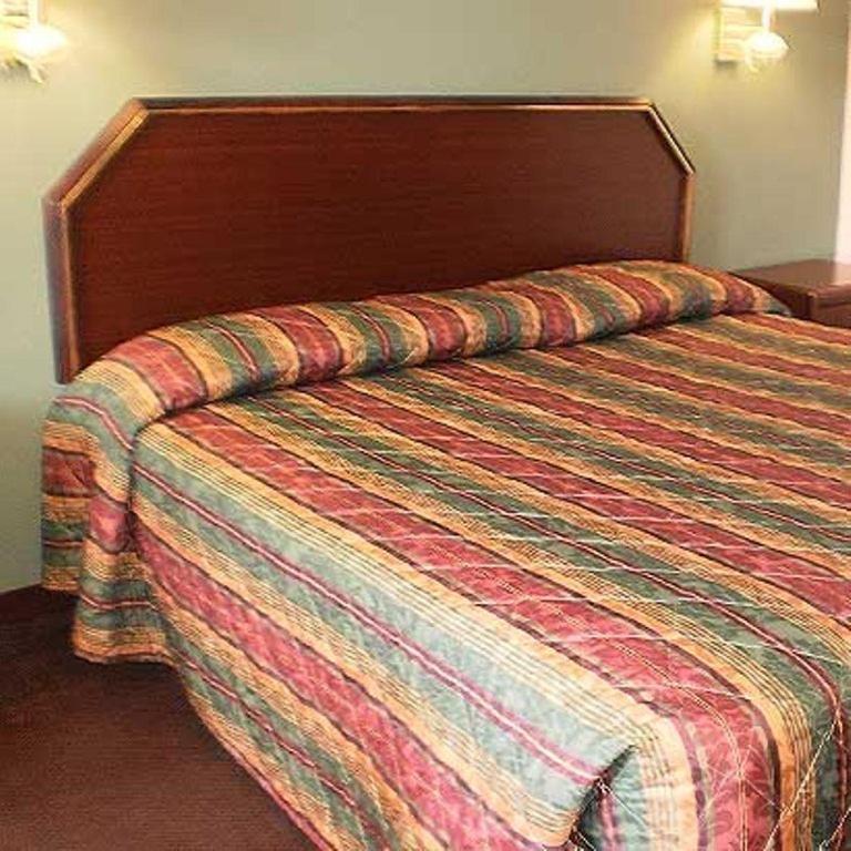 Executive Inn & Suites - Covington photo 3