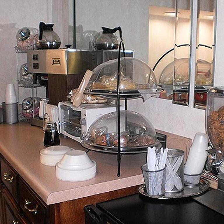 Executive Inn & Suites - Covington photo 6