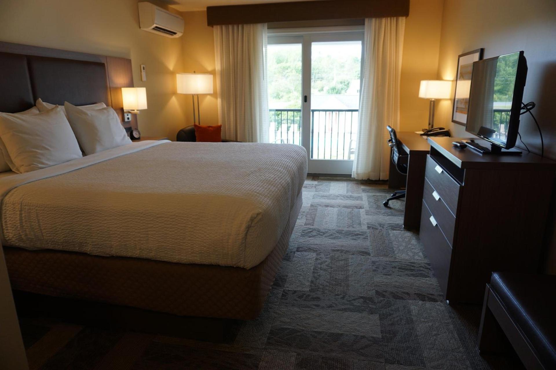 Belfast Harbor Inn photo 28