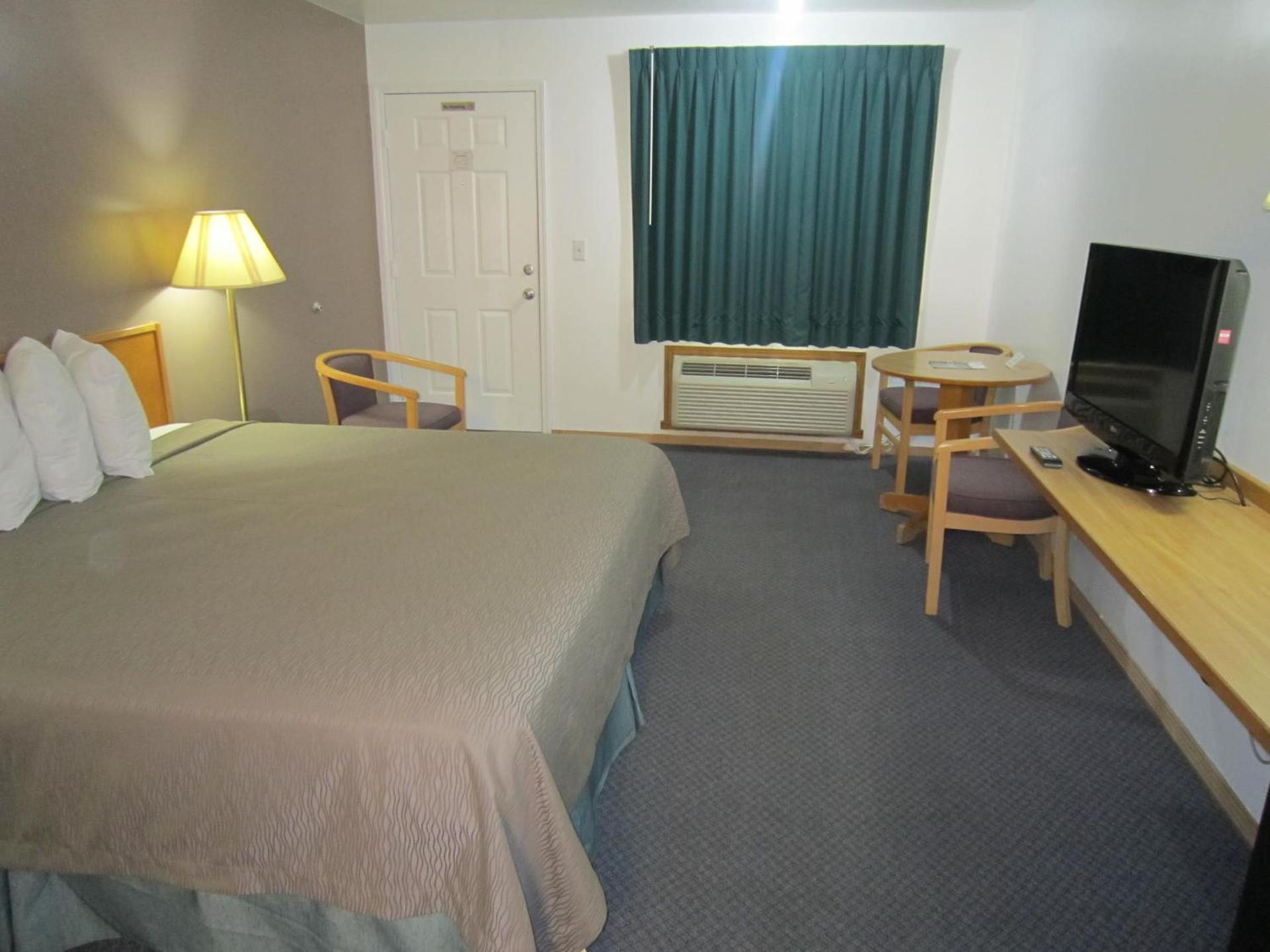 Cassville Budget Inn photo 10